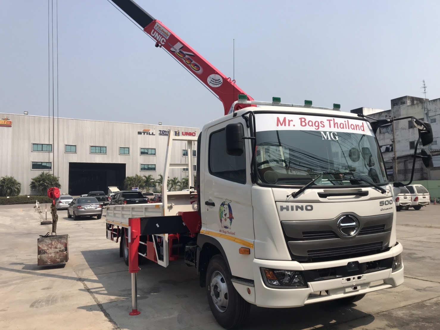 จำหน่ายเครนติดหลังรถบรรทุก Unic/Dongyang จำหน่ายเครนติดหลังรถบรรทุก Unic/Dongyang