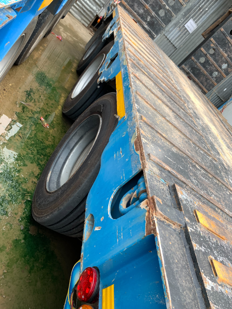 หางโรเบท3เพลา ยางใหม่12 เส้น มีบรรไดไฮดรอลิค