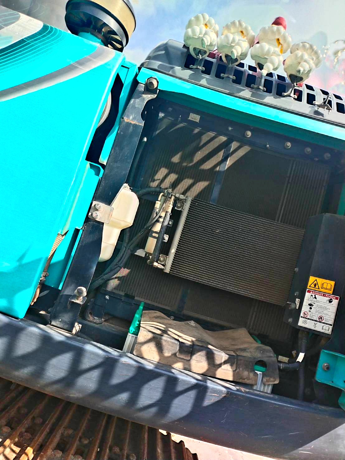 Kobelco sk200-10 YN15 , 8000 ชั่วโมง