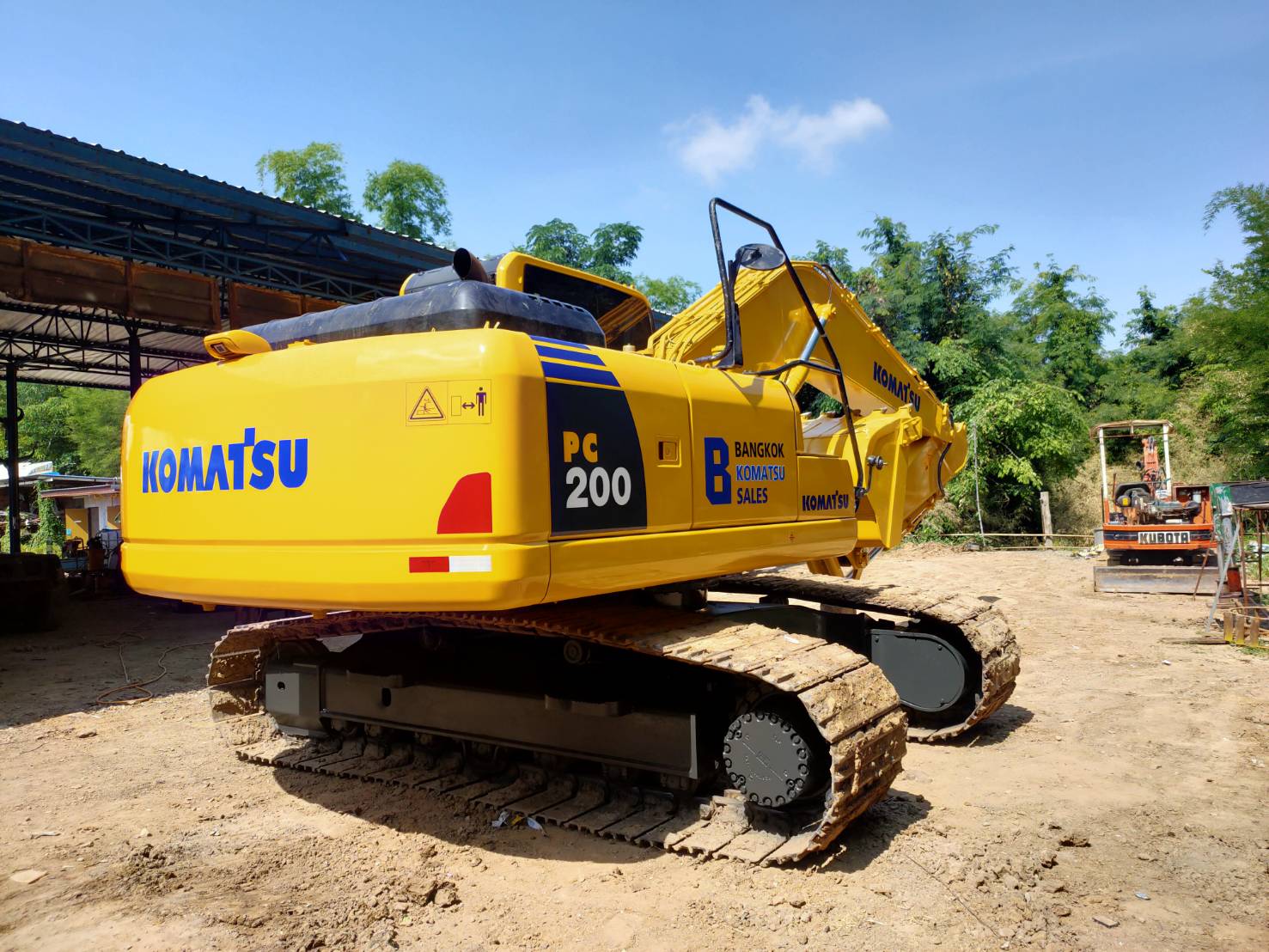 Komatsu pc200-8mo กล้องหลัง หล่อขั้นเทพ