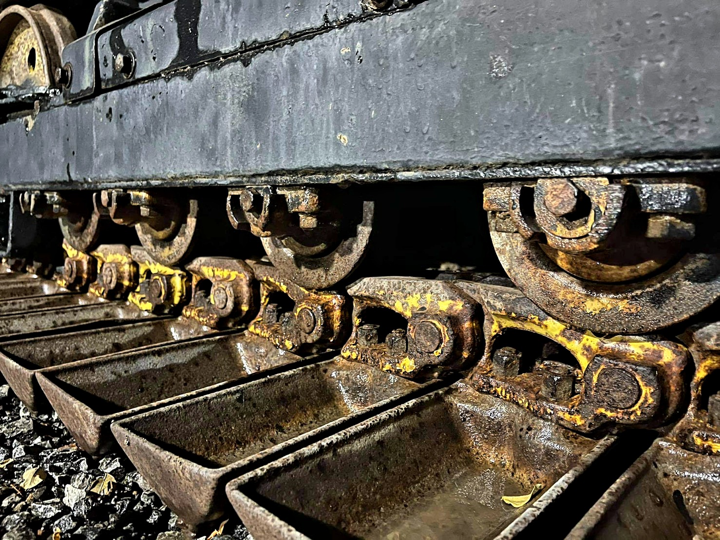 Komatsu D2-6. เก่านอก แน่นทุกจุด Komatsu D2-6. เก่านอก แน่นทุกจุด