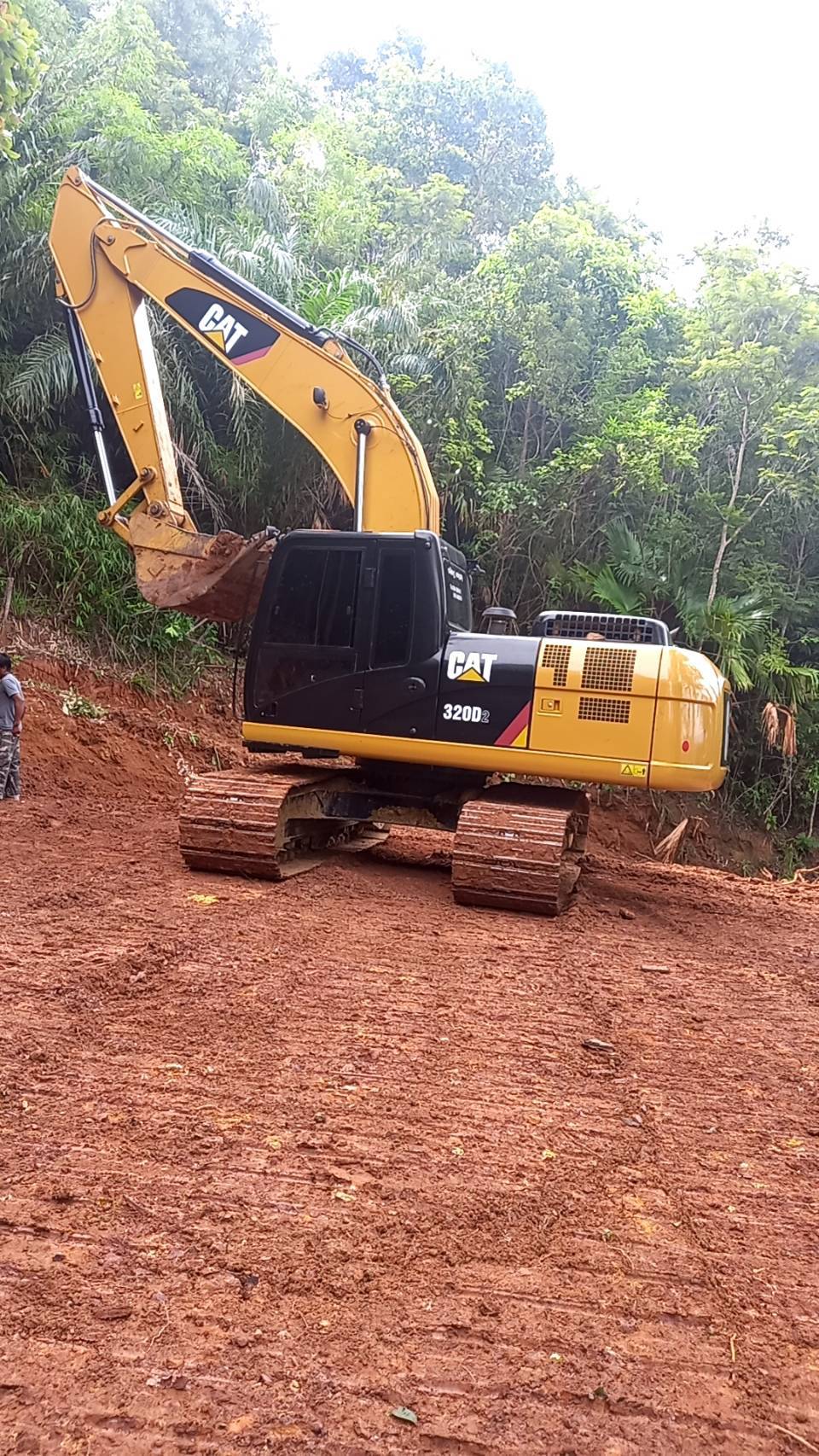 CAT320D2 (7,000 ชั่วโมง) CAT320D2 (7,000 ชั่วโมง)