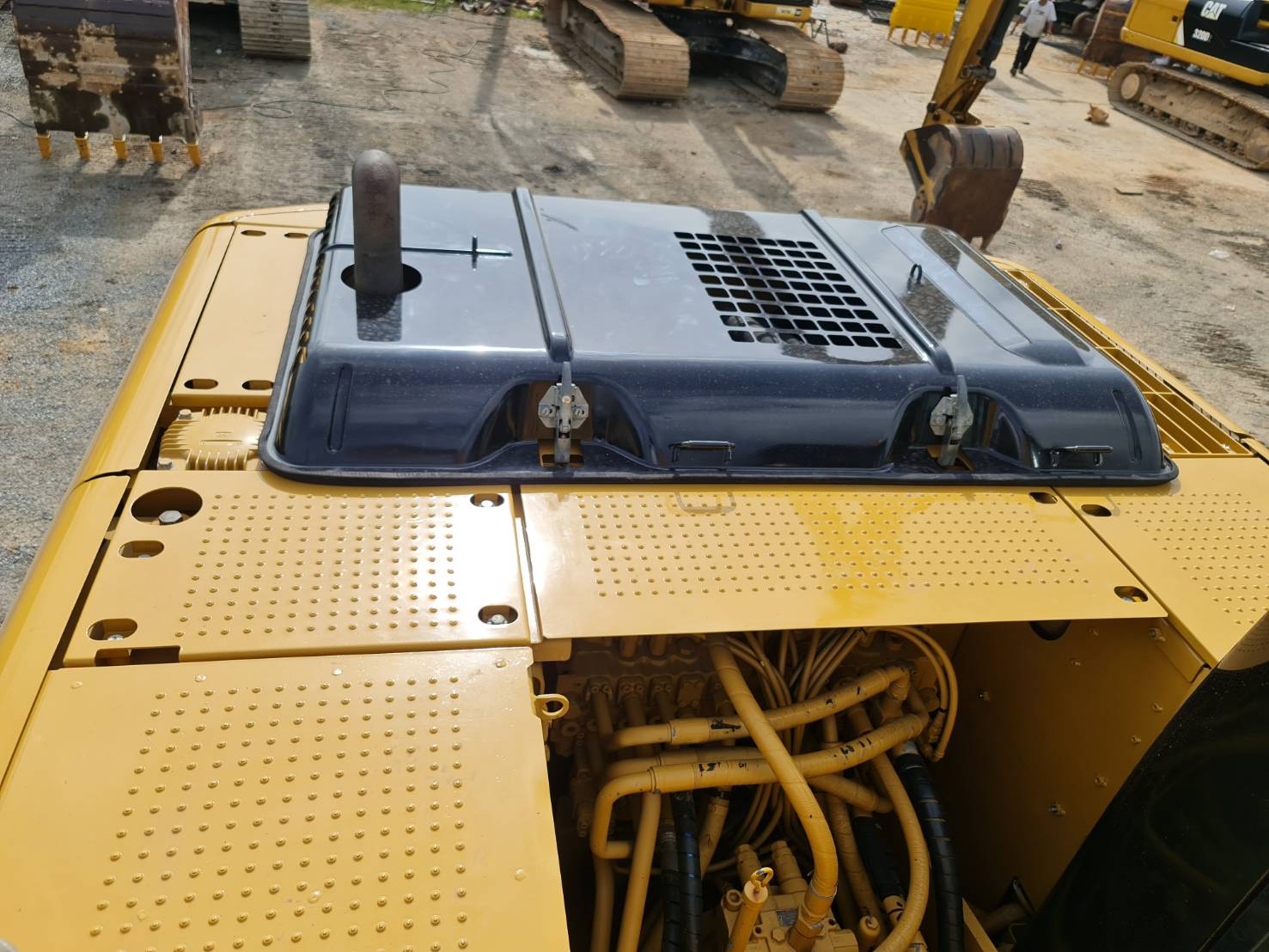 CAT320D GC  หล่อมาก 2000 ชั่วโมง