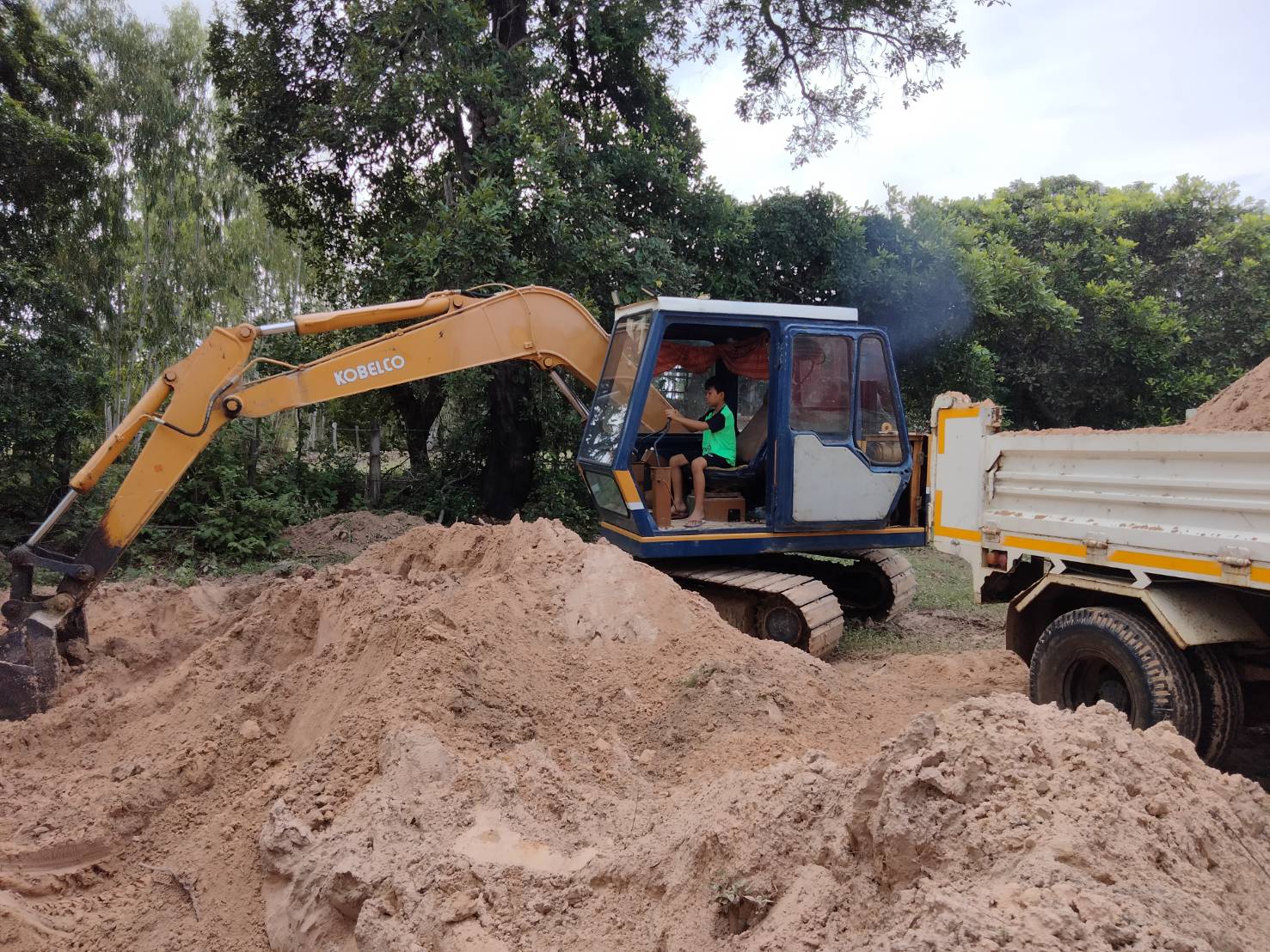Kobelco sk60 mark2 พร้อมใช้งาน