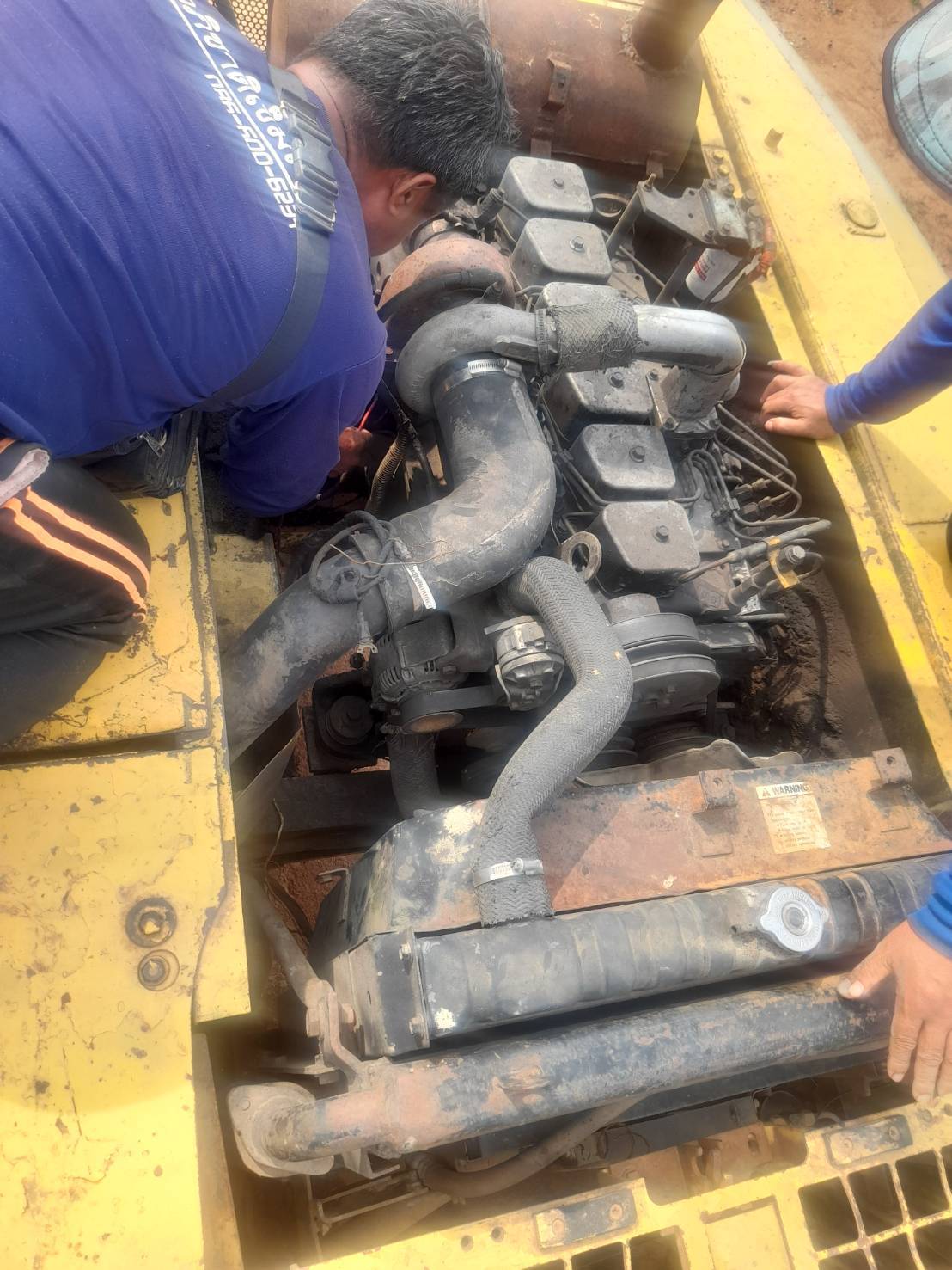 Komatsu pc200-6 พร้อมใช้ เอกสารซื้อขาย