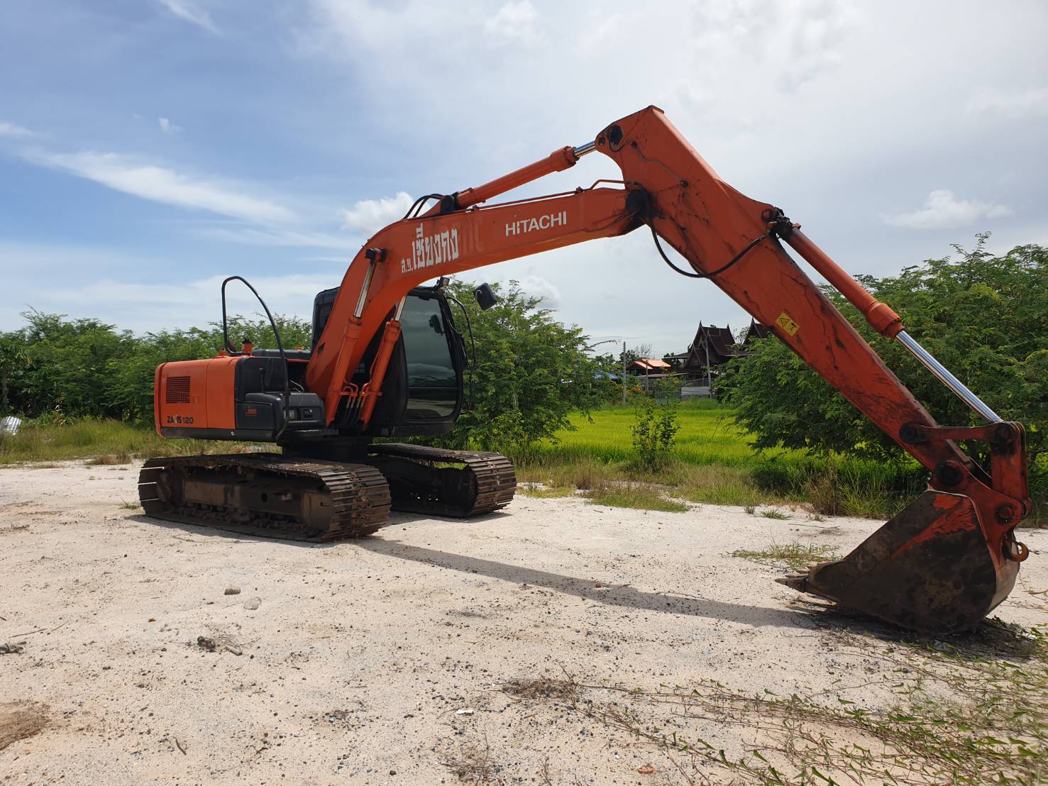 HITACHI ZX120-1 (6000ชั่วโมง)  อาร์มพิเศษ