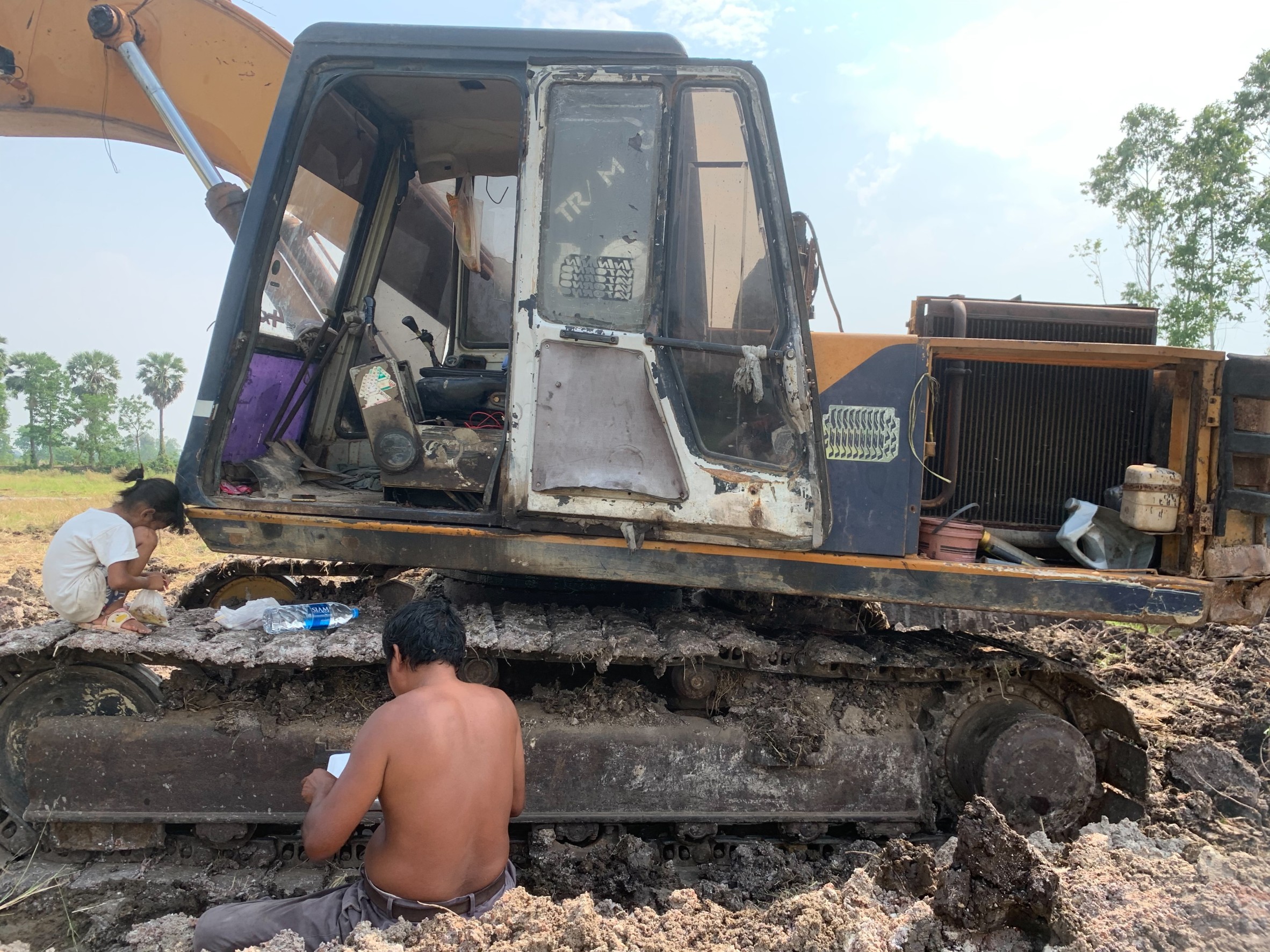 Kobelco sk200 มาค2 พร้อมใ้ช้งาน