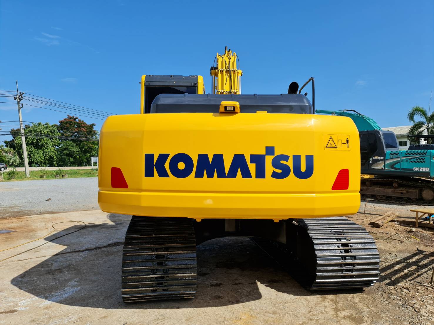 Komatsu pc200-8mo กล้องหลัง หล่อขั้นเทพ