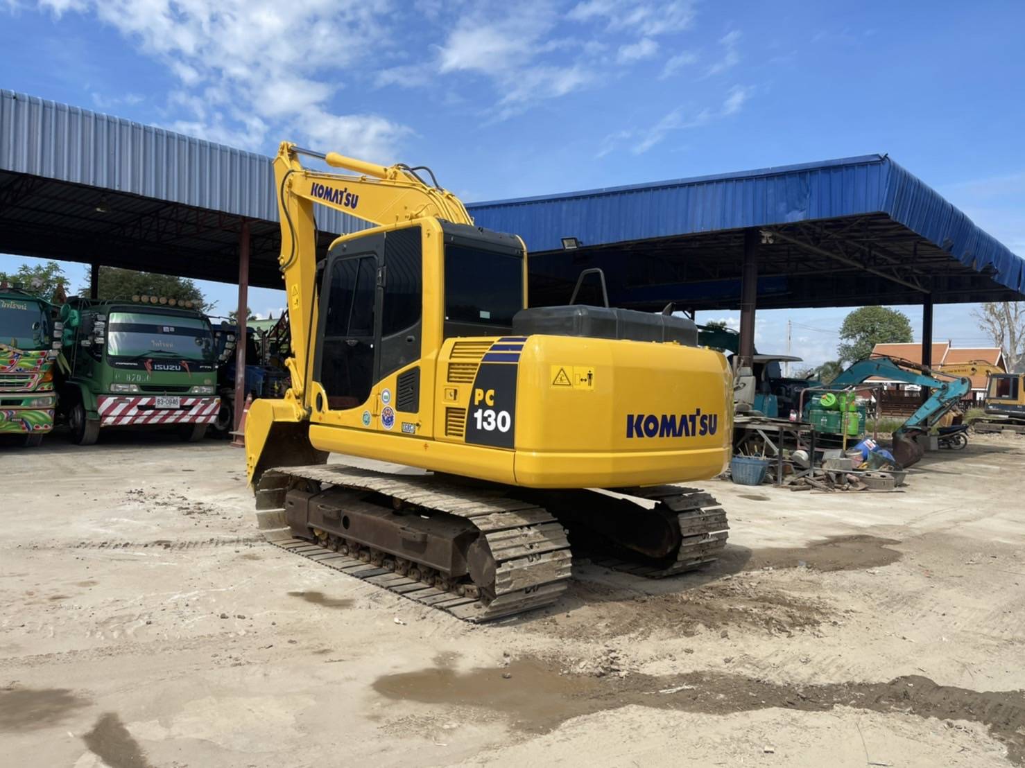 Komatsu pc130-8 พร้อมใช้งาน Komatsu pc130-8 พร้อมใช้งาน