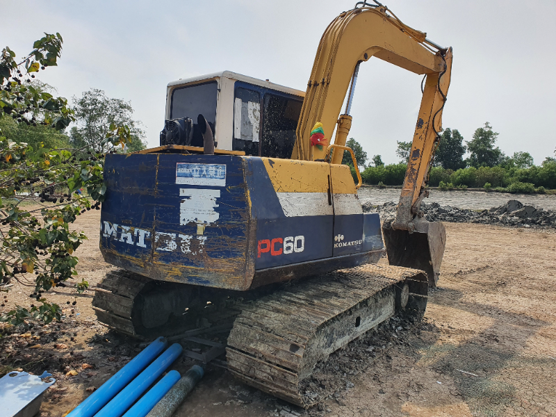Komatsu pc60-6 ระบบเต็ม พร้อมใช้งาน Komatsu pc60-6 ระบบเต็ม พร้อมใช้งาน