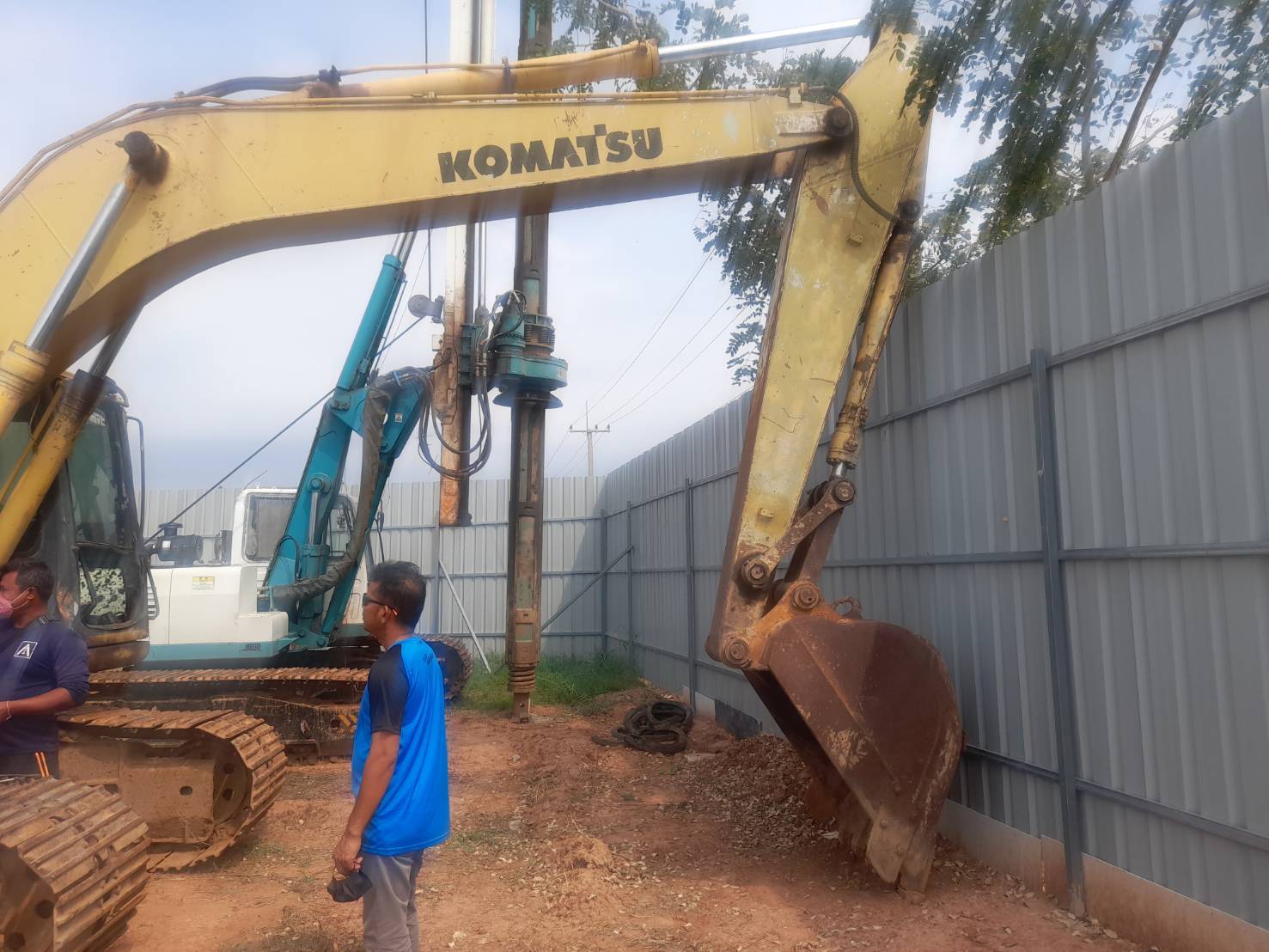 Komatsu pc200-6 พร้อมใช้ เอกสารซื้อขาย