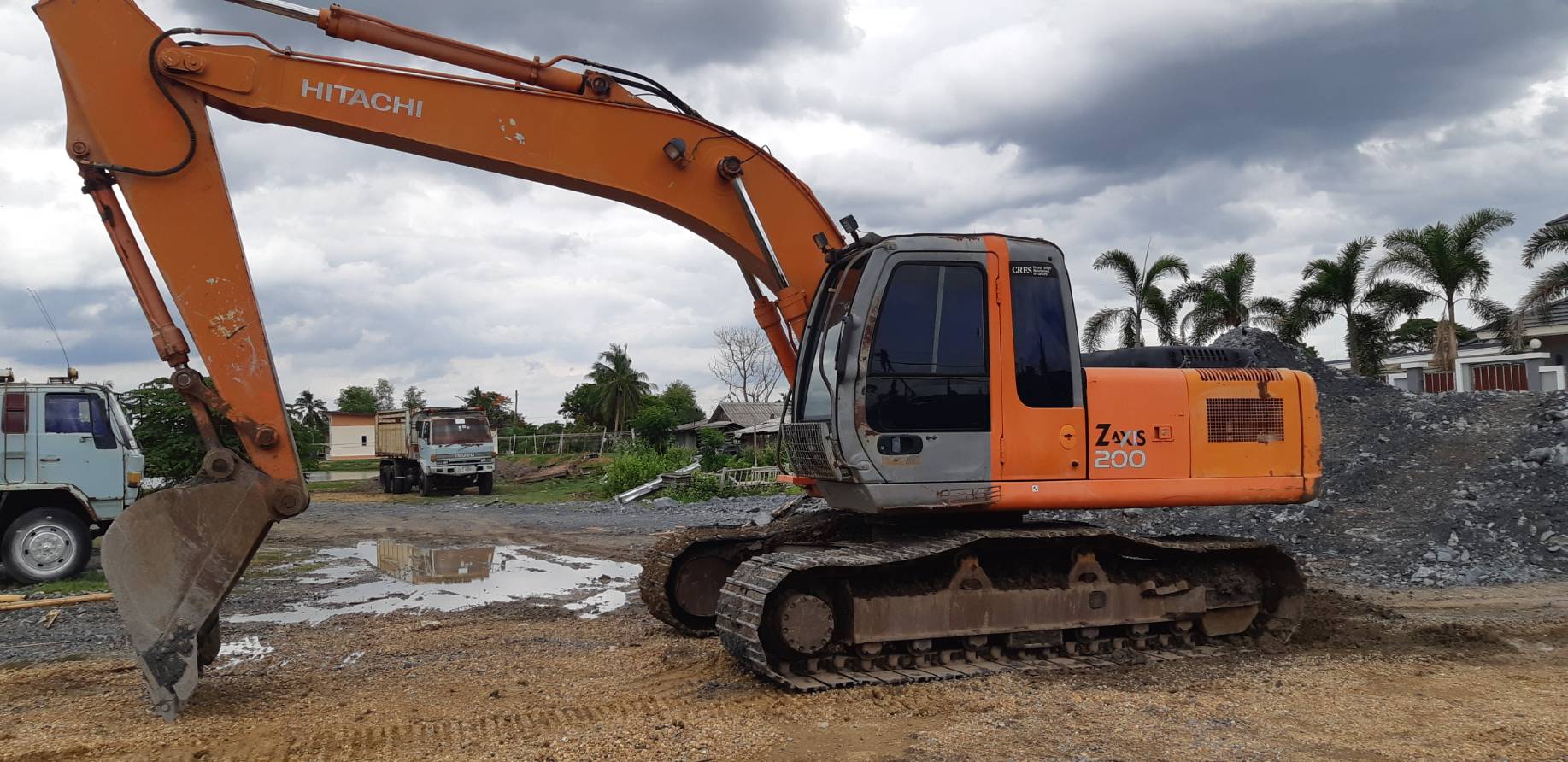 HITACHI ZX200-1 ยอดนิยม พร้อมใช้งาน