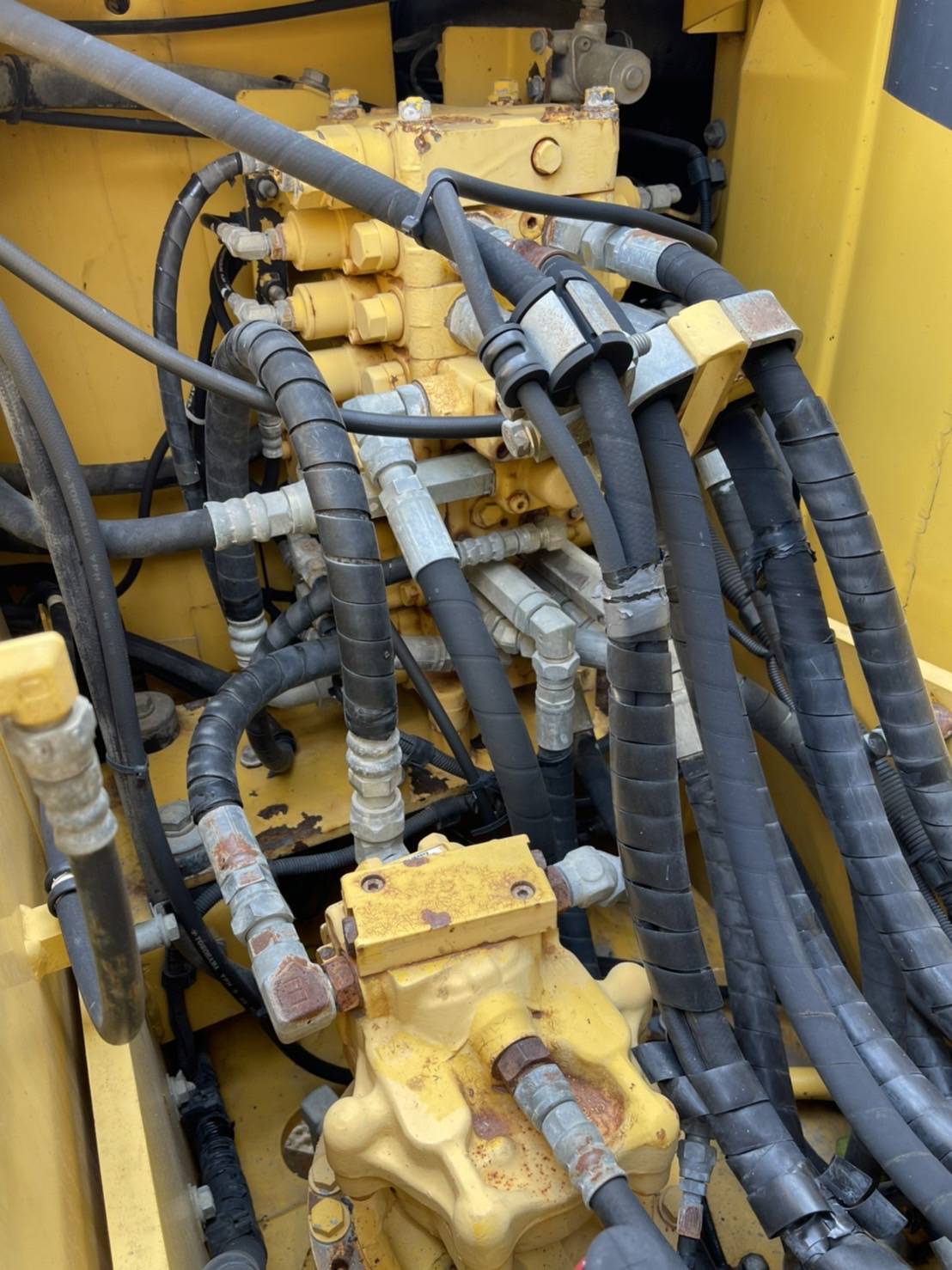 Komatsu 120-8 เก่านอก พร้อมใช้งาน