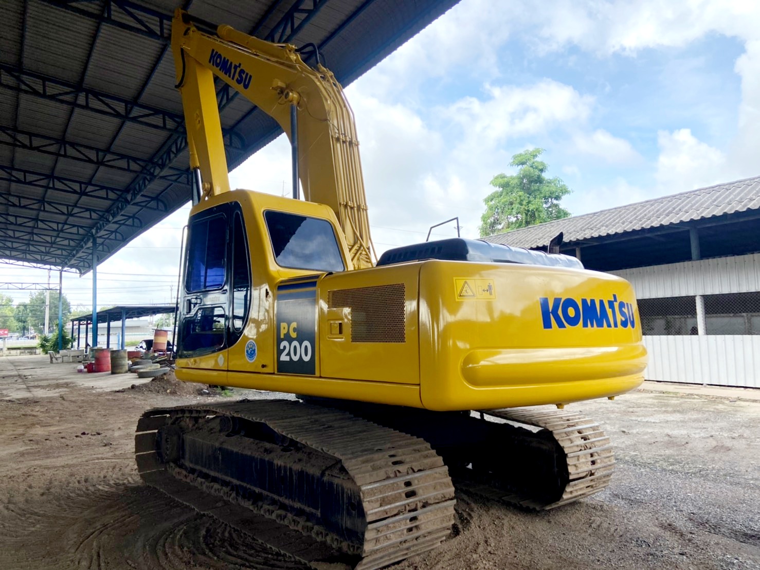 Komatsu pc200-6 ซีเรียลสูง หล่อขั้นเทพ