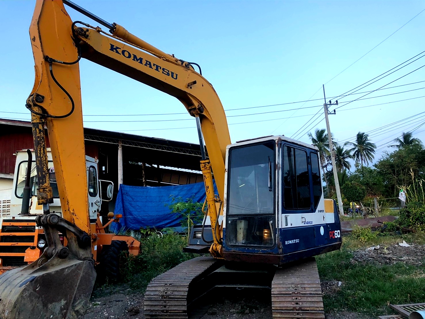 Komatsu pc60-6 ระบบเต็ม พร้อมใช้งาน