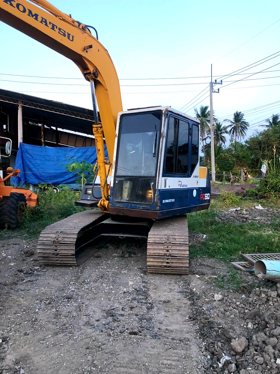 Komatsu pc60-6 ระบบเต็ม พร้อมใช้งาน