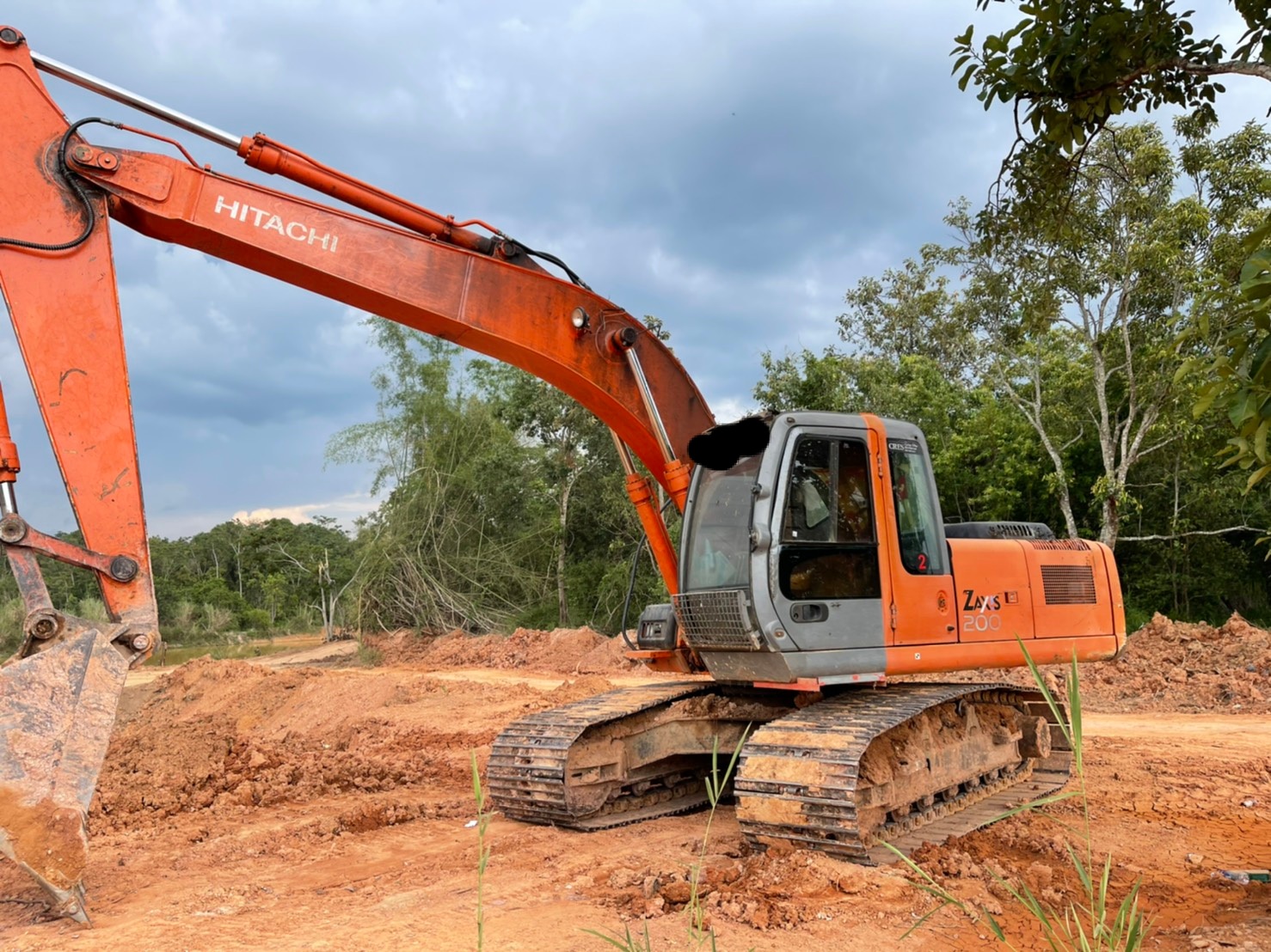 Hitachi Zx200-1 รถยอดนิยม หล่อขั้นเทพ