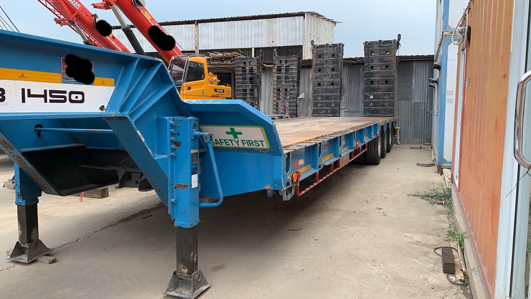 หางโรเบท3เพลา ยางใหม่12 เส้น มีบรรไดไฮดรอลิค