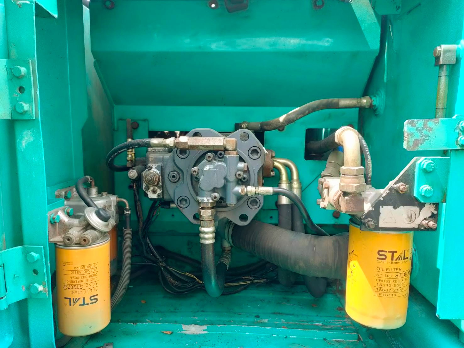 KOBELCO SK200-8 YN11 หล่อมาก