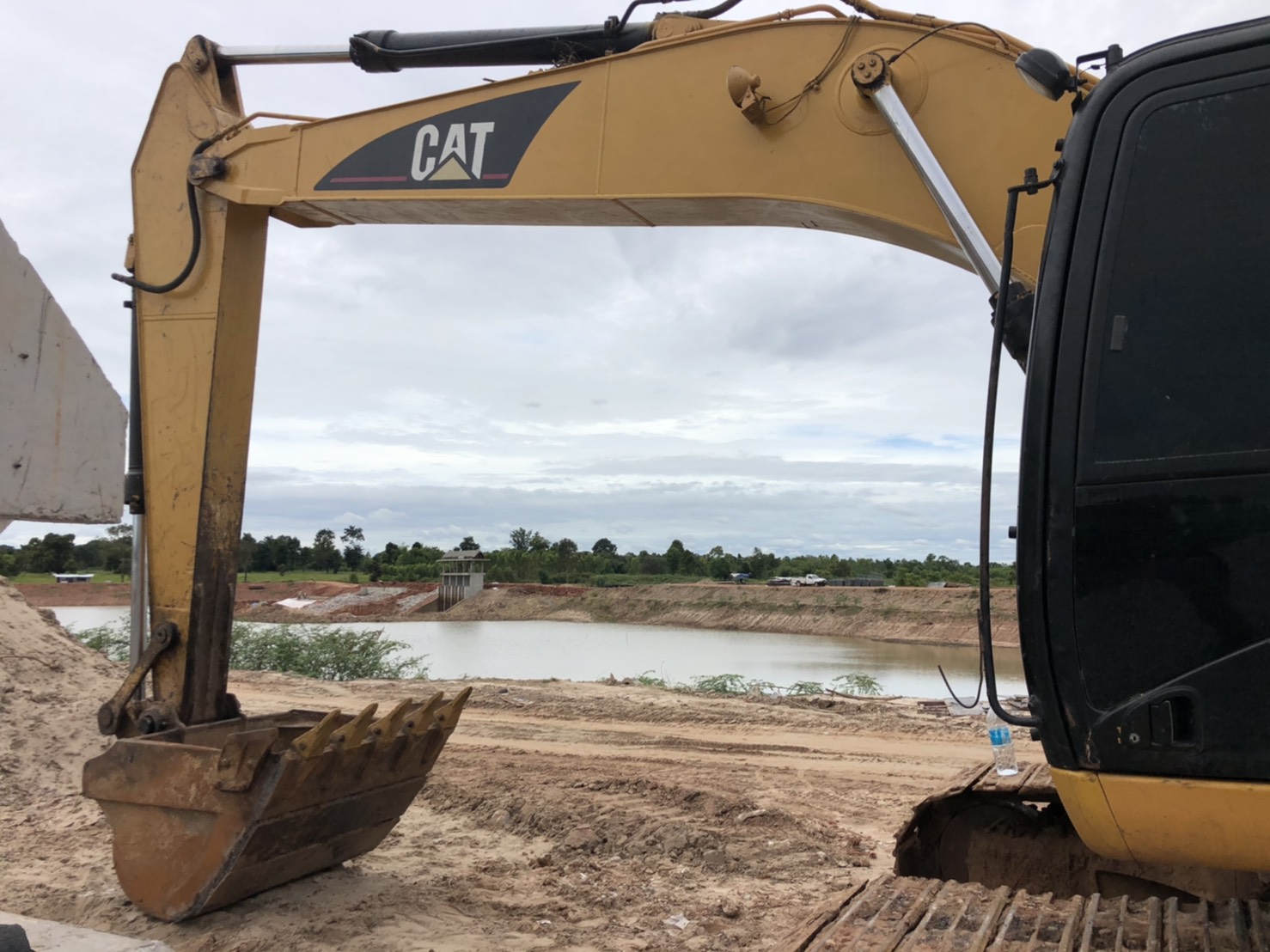 CAT320C สวยพร้อมใช้งาน