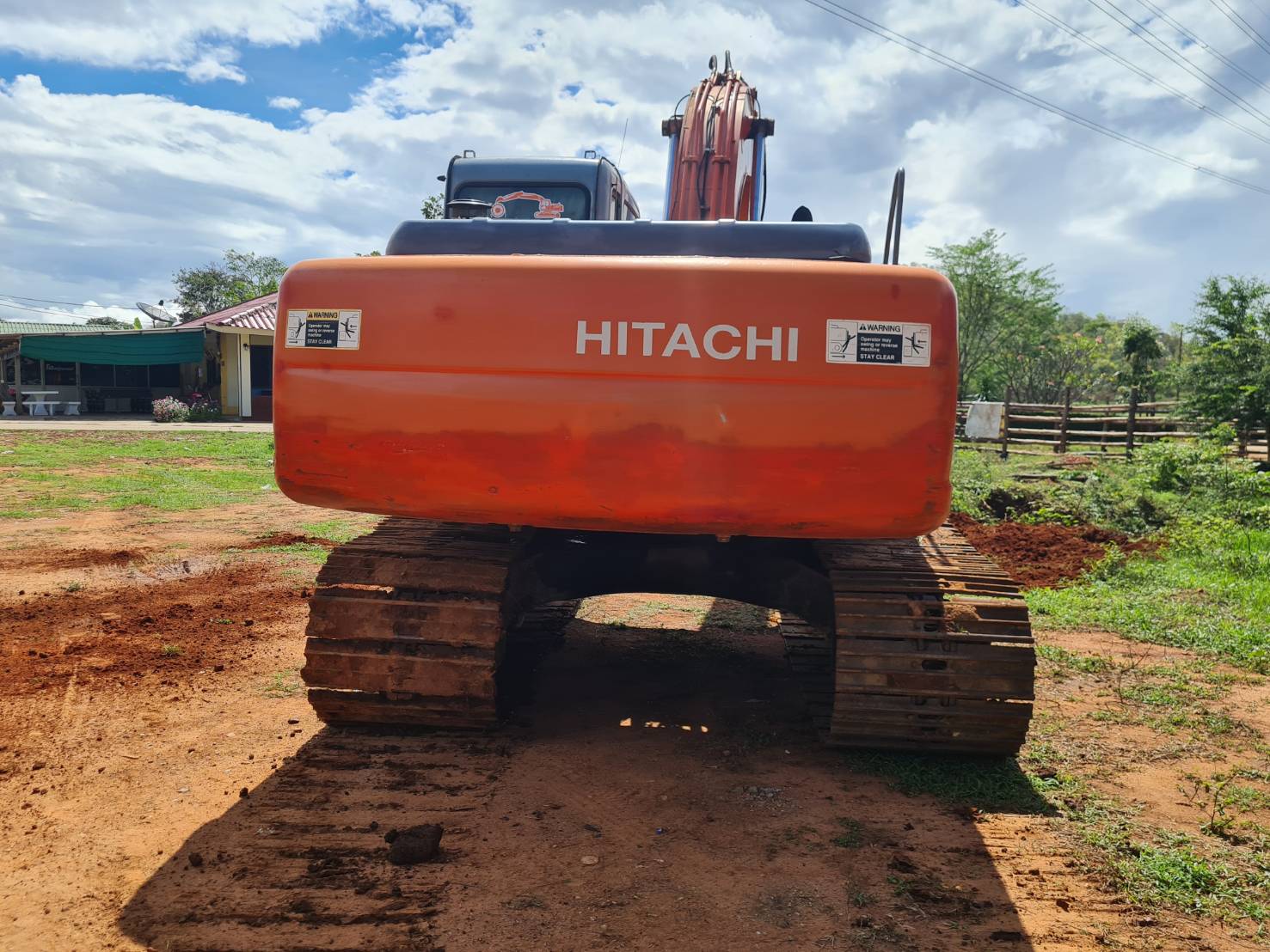 Hitachi Zx200-1 รถยอดนิยม สวยเทพ