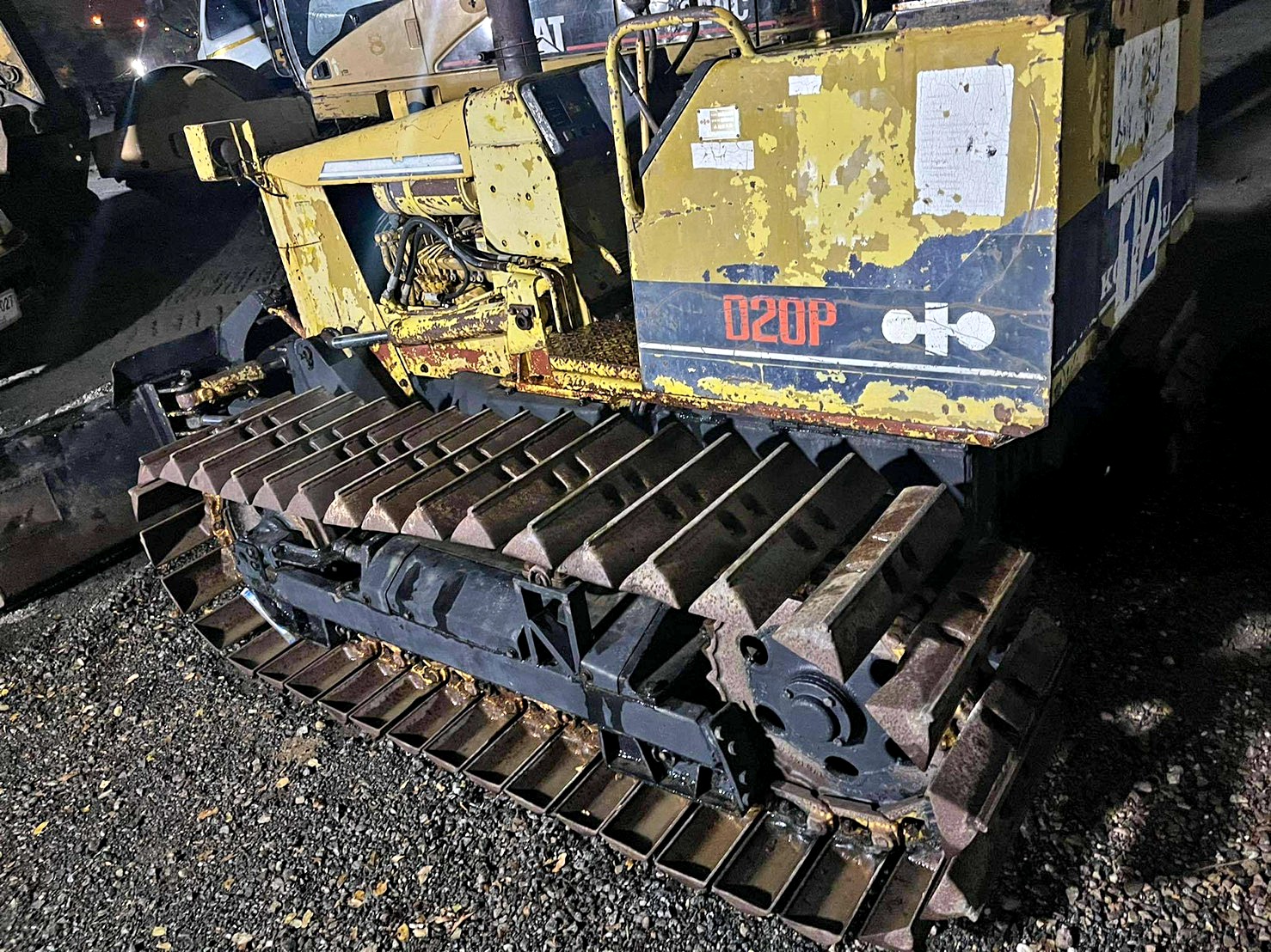 Komatsu D2-6. เก่านอก แน่นทุกจุด Komatsu D2-6. เก่านอก แน่นทุกจุด