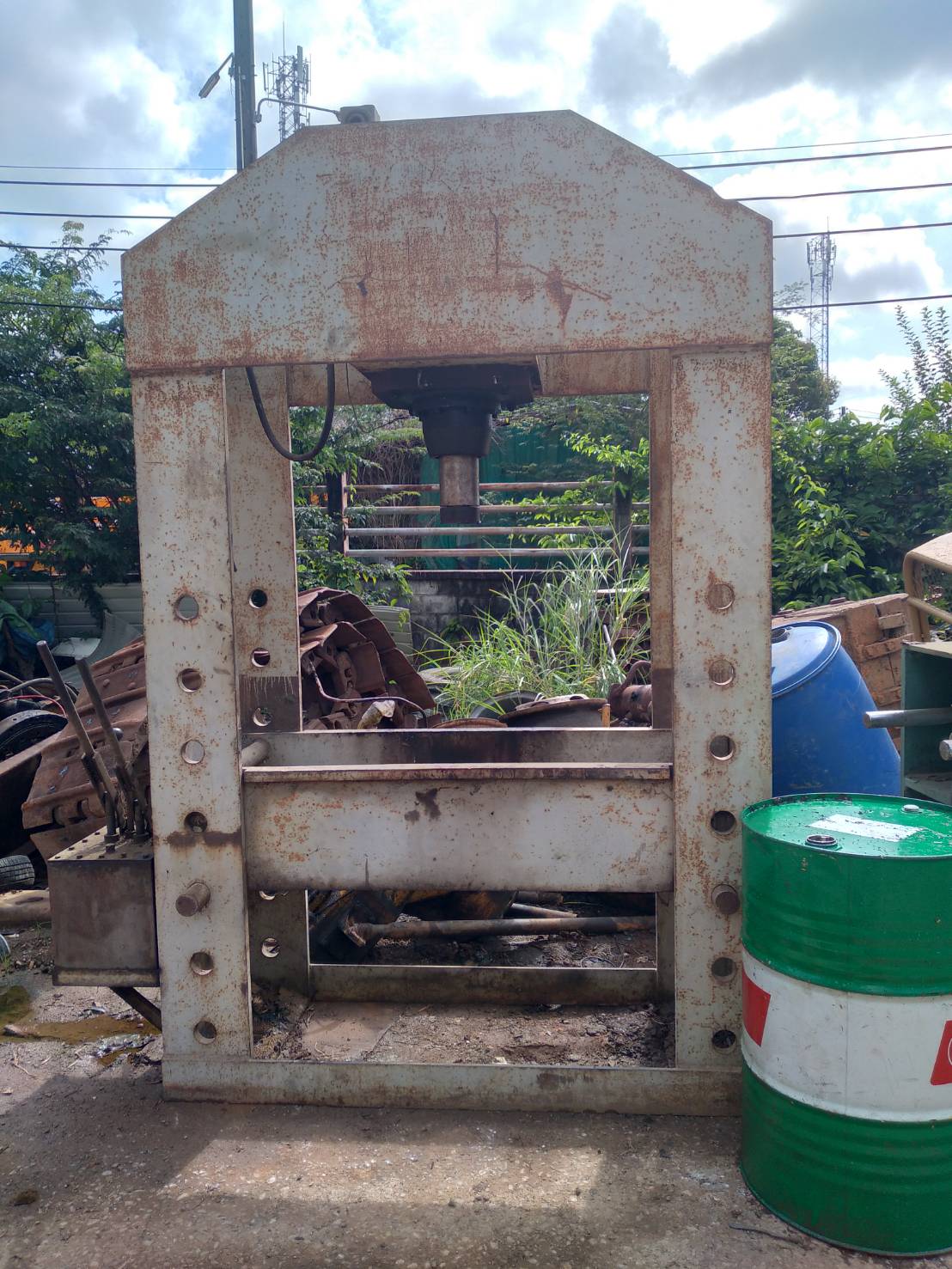 ขายแท่นอัดไฮดอลิคขนาดใหญ่