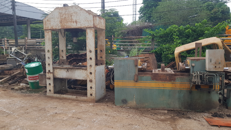 ขายแท่นอัดไฮดอลิคขนาดใหญ่