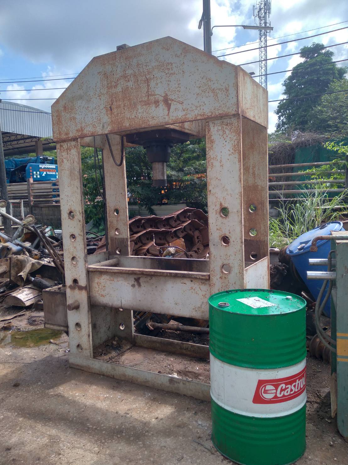 ขายแท่นอัดไฮดอลิคขนาดใหญ่