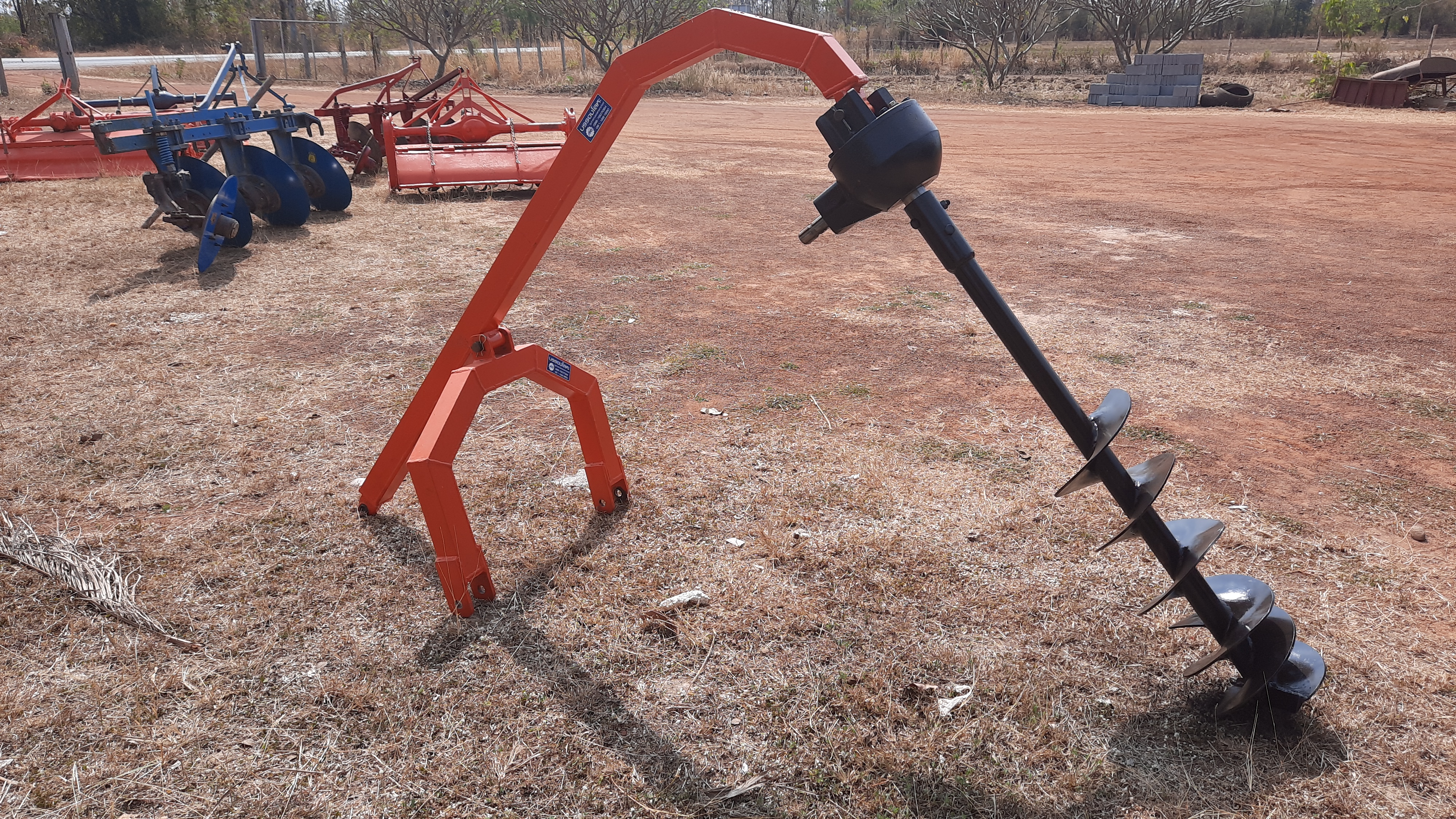 ขายเครื่องเจาะหลุมติดรถไถรุ่นLของใหม่