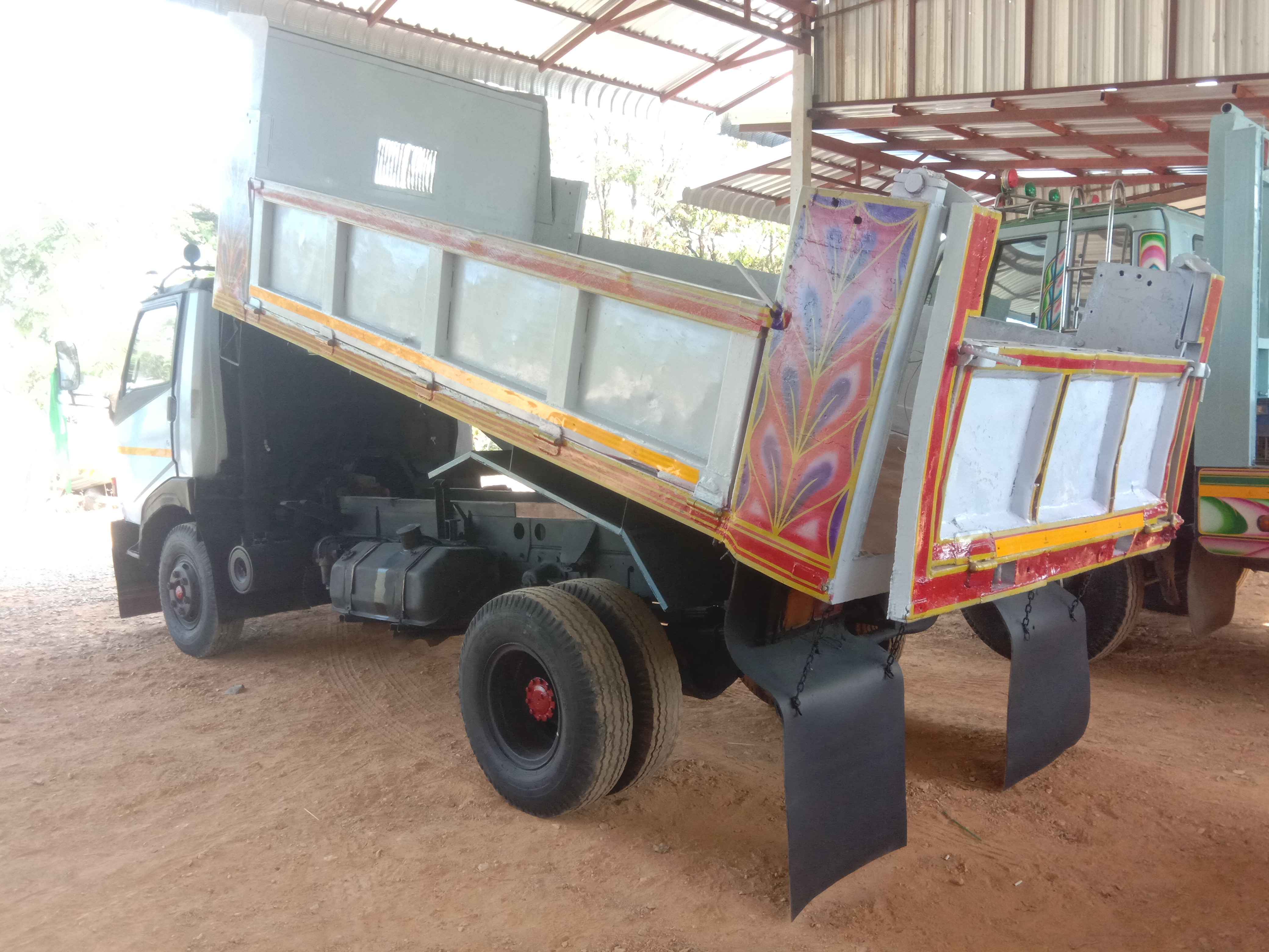 หกล้อHino117แรงFC112หน้าFหลังใส่Megaมีแอร์เย็นดีเอกสาร3ชุดพร้อมเล่มยางดีดีสีเก็บใหม่ตามสภาพรถยาว400ดั้มดินพร้อมใช้ส่งฟรีโทร0810118032ต้นบ้นไร่