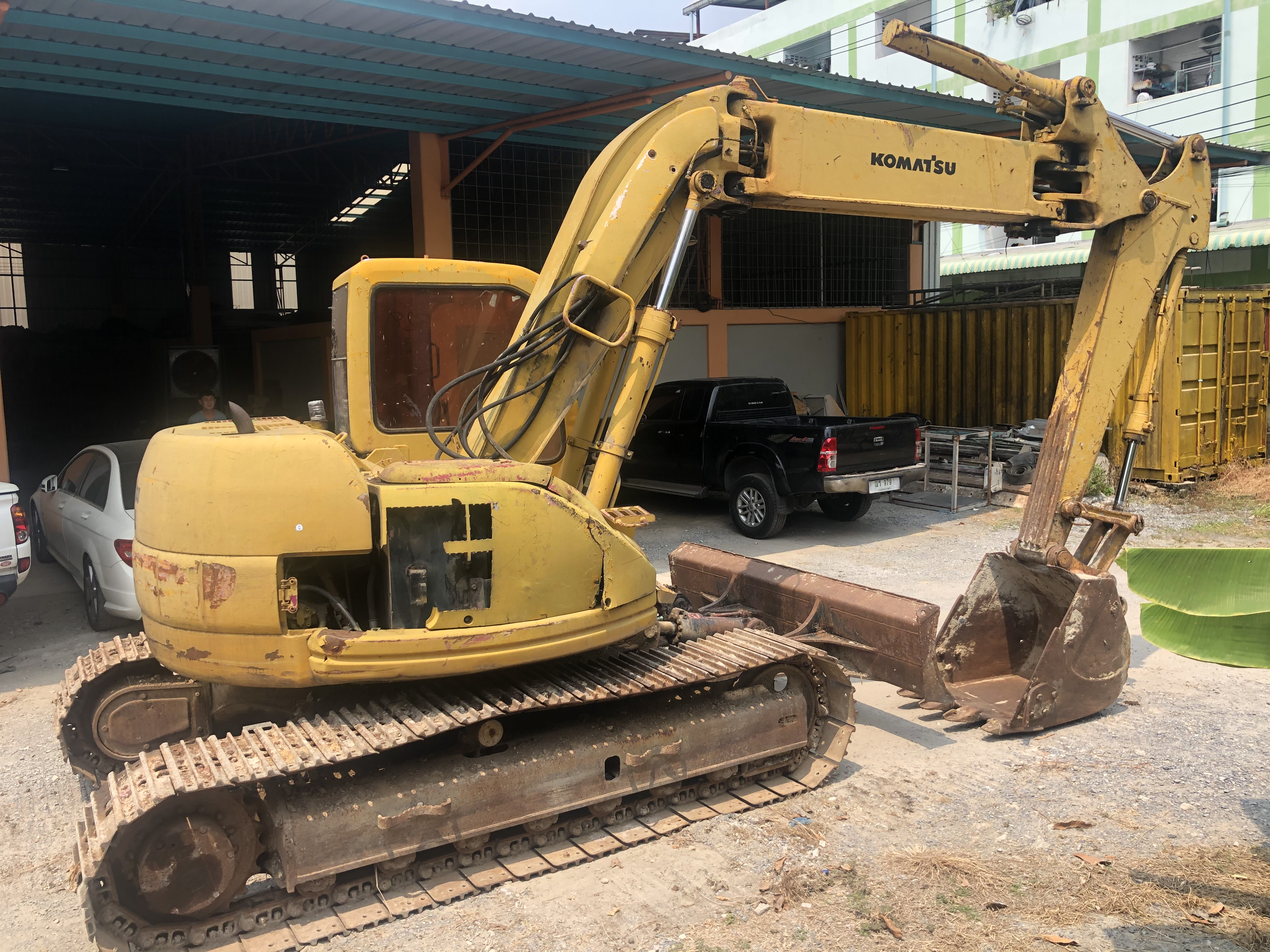 Komatsu PC128UU