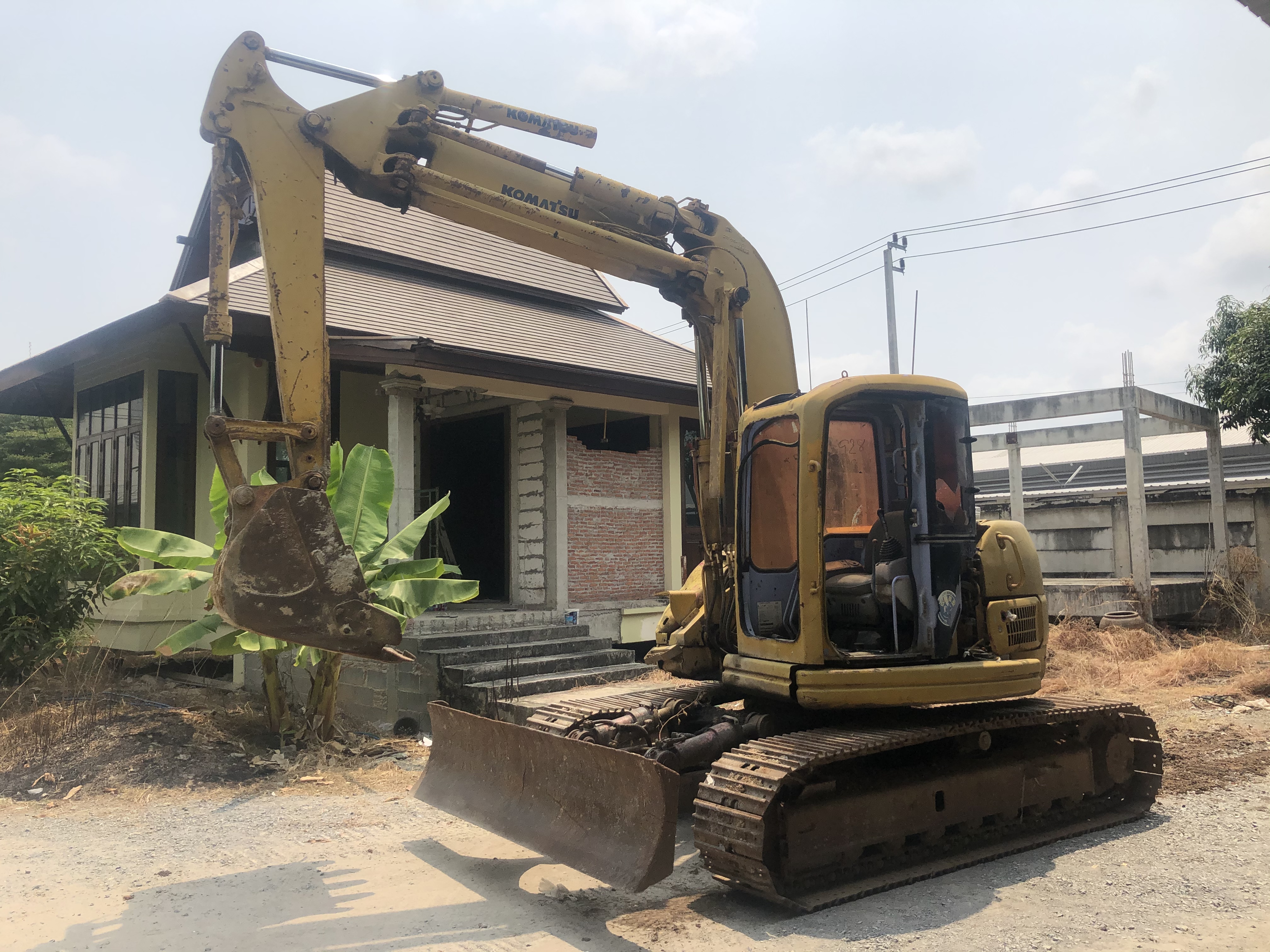 Komatsu PC128UU
