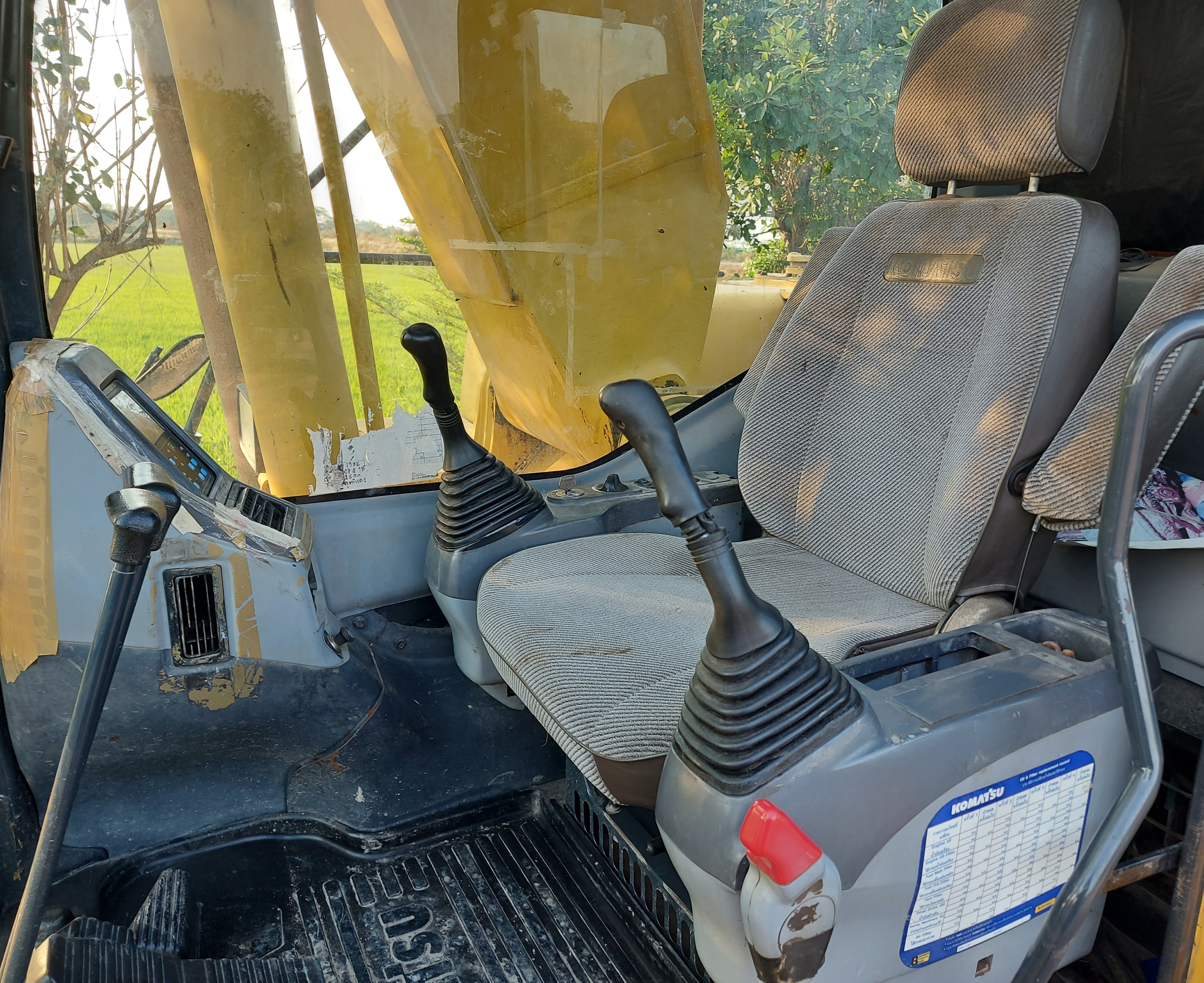 PC200-7 ซีเรี่ยวสูง สวยครบพร้อมใช้ PC200-7 ซีเรี่ยวสูง สวยครบพร้อมใช้