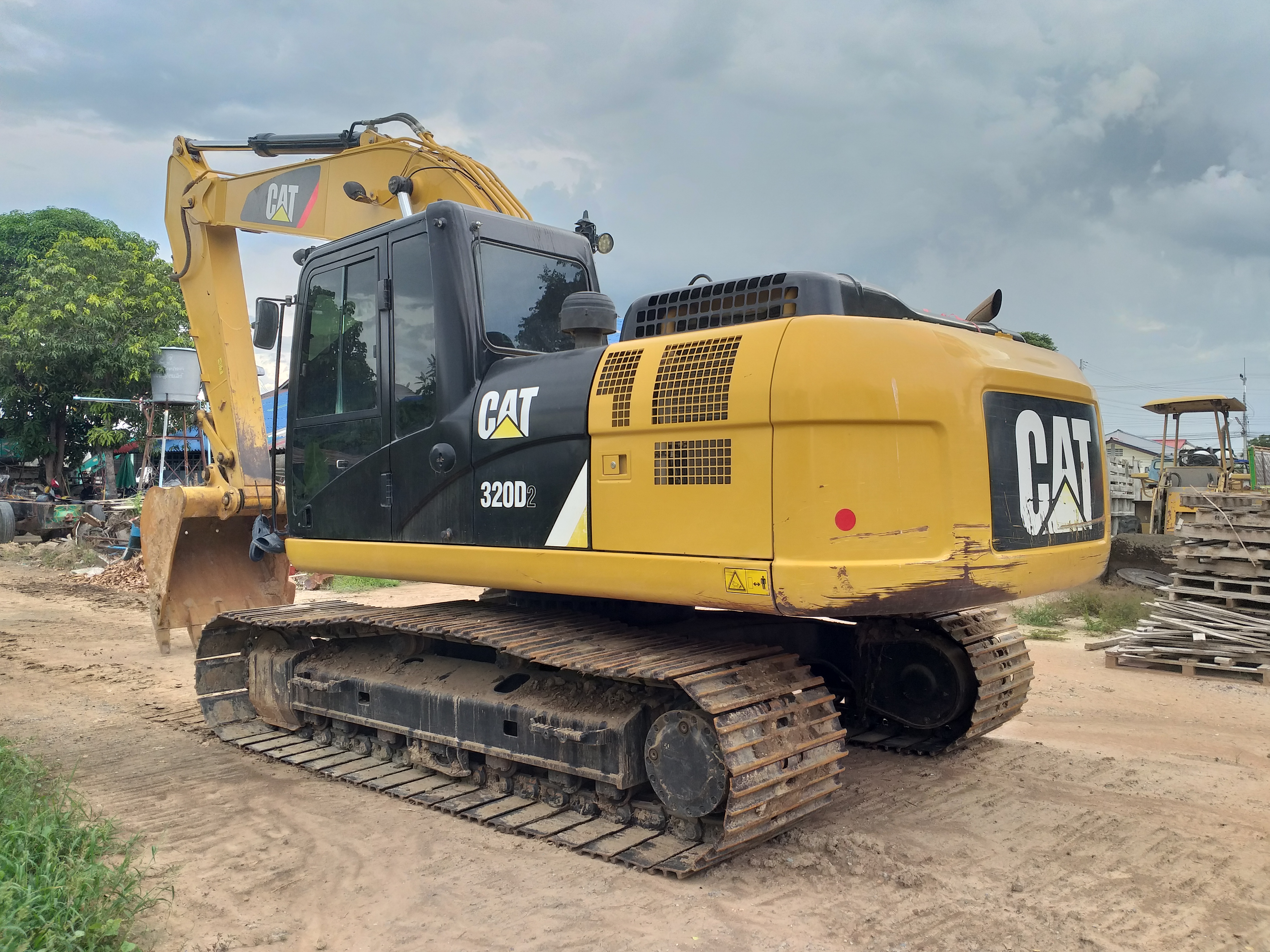 CAT320D2