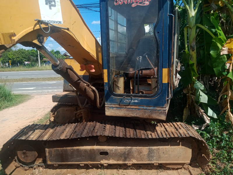รถขุด KOMATSU PC60-3