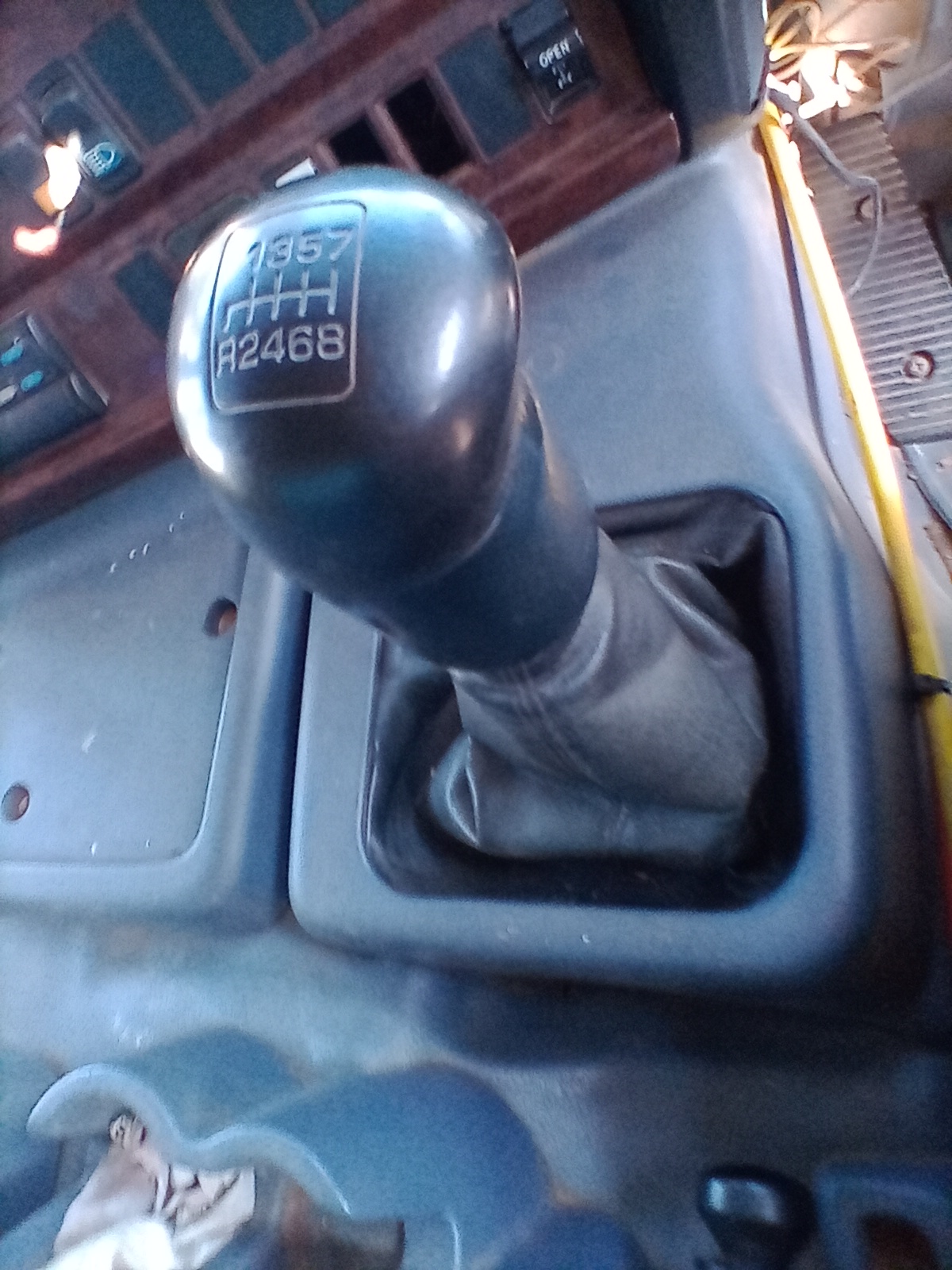 12ล้อ2เพลาดั้ม HINO S700   414แรง ปี55