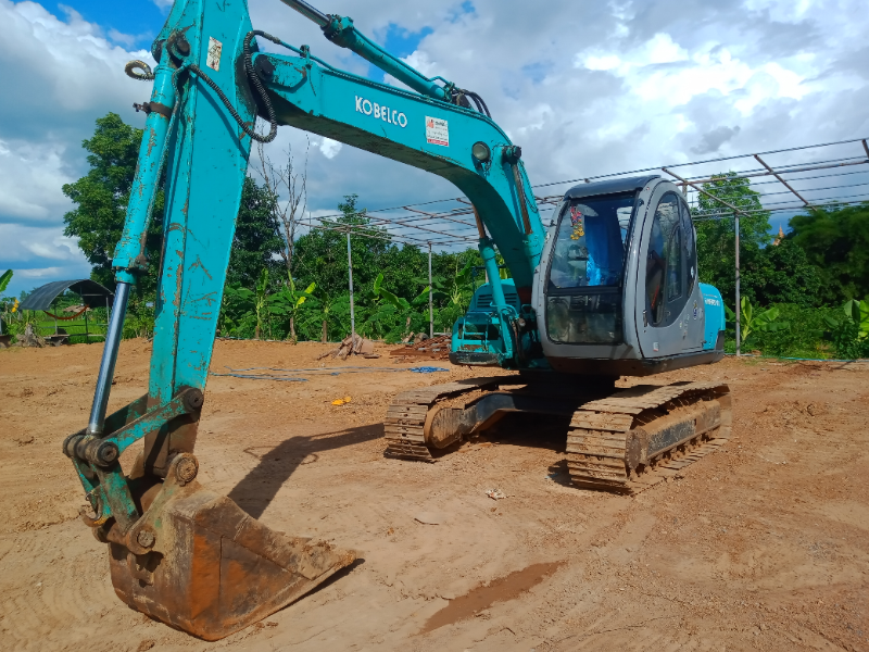 แบ็คโฮ KOBELCO SK100