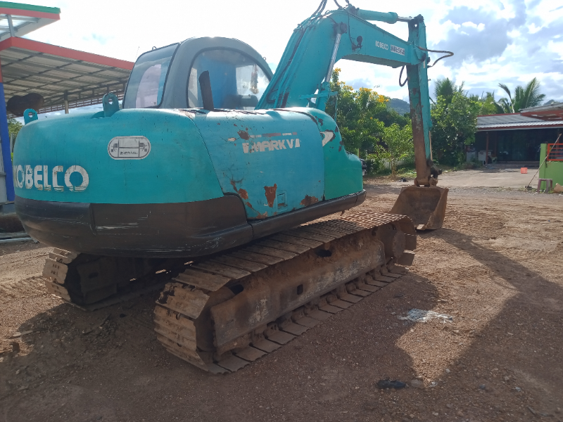 แบ็คโฮ KOBELCO SK100