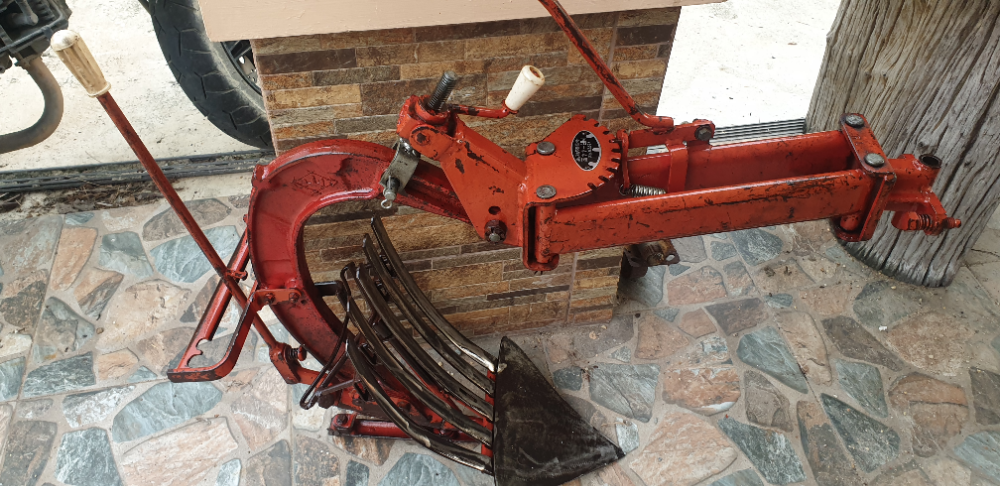 ชายผานหัวหมูรถไถเดินตามเก่าญี่ปุ่น