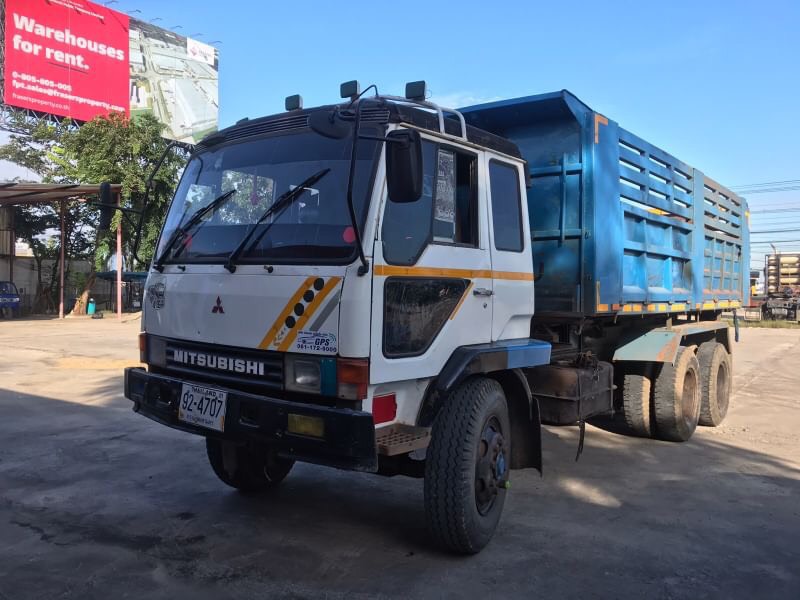 ขายด่วนๆ รถสิบล้อดั๊ม  มิสซูบิชิ TD  เครื่องเทอร์โบ  (FN 527 M-TD 5146) เครื่องรุ่น 6D16-TD 5146    เครื่องยนต์  190  แรงม้า   ราคา  460,000  บาท  ** ติดต่อคุณส้ม 0863118181