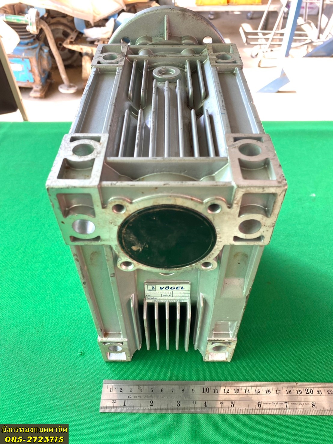 เกียร์ทดรอบ VOGEL อัตราทด 10:1 เพลา 24/35 mm. โครงอลูมิเนียม สภาพดี ราคา 2,800 บาทไม่รวมส่งค่ะ มีหลายตัว