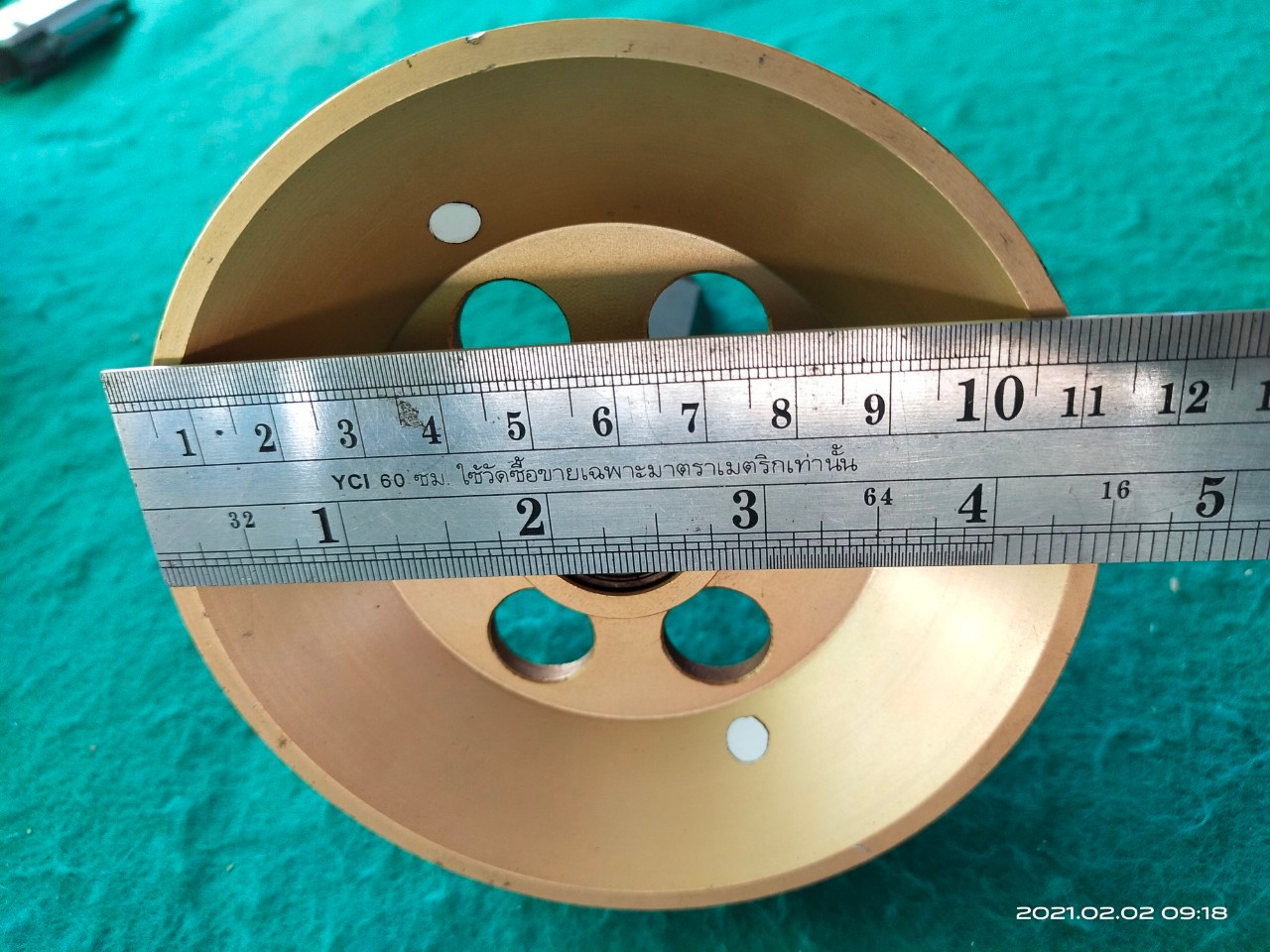 มูเล่ย์อลูมิเนียม ขนาด 4.5 นิ้ว 1 ร่อง ลูกปืนหมุนลื่นดี สภาพดี ราคาอันละ 100 บาทไม่รวมส่ง มี 23 อันค