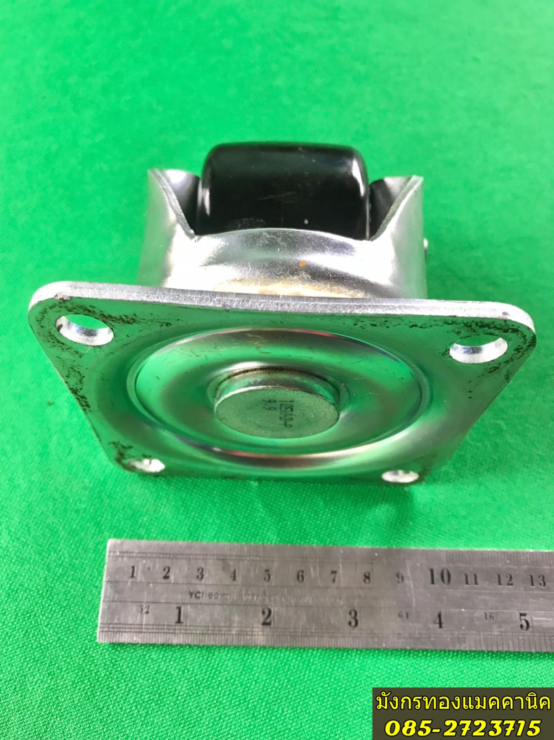 ลูกล้อ ขนาด 2 นิ้ว แป้นหมุนได้ 4 ล้อ ล้อลื่นดี โครงล้อหนามาก รับน้ำหนักได้ดี ล้อมีรอยการใช้งาน สภาพดี ราคาชุดละ 450 บาทไม่รวมส่ง มี 5 ชุดค่ะ