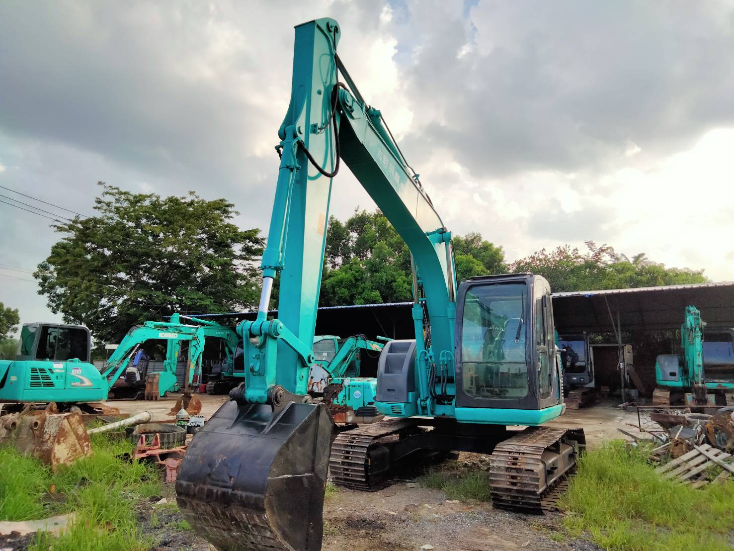 รถแบคโฮ KOBELCO SK115SR รถนอกนำเข้า มีวีดีโอการทำงานให้ชม