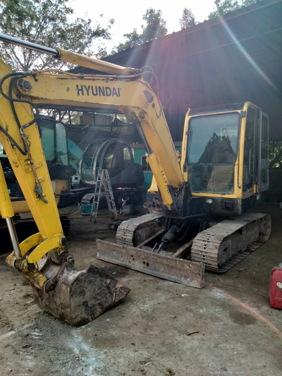 รถแบคโฮ HYUNDAI R60-7 รถเก่านอกนำเข้า มีวีดีโอให้ชม รถแบคโฮ HYUNDAI R60-7 รถเก่านอกนำเข้า มีวีดีโอให้ชม