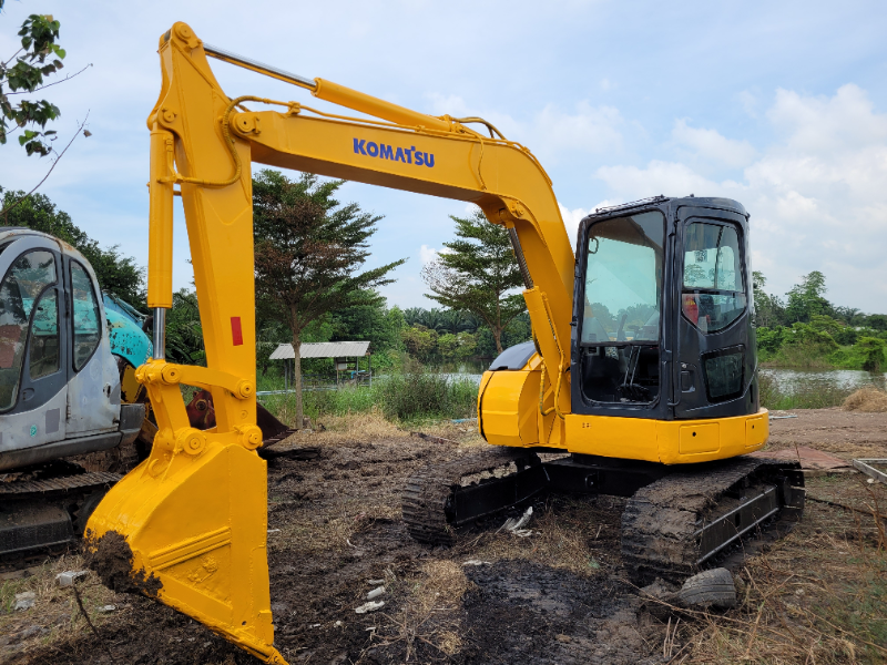 รถแบคโฮ KOMATSU PC78US รถนอกนำเข้า มีวีดีโอการทำงานให้ชม รถแบคโฮ KOMATSU PC78US รถนอกนำเข้า มีวีดีโอการทำงานให้ชม
