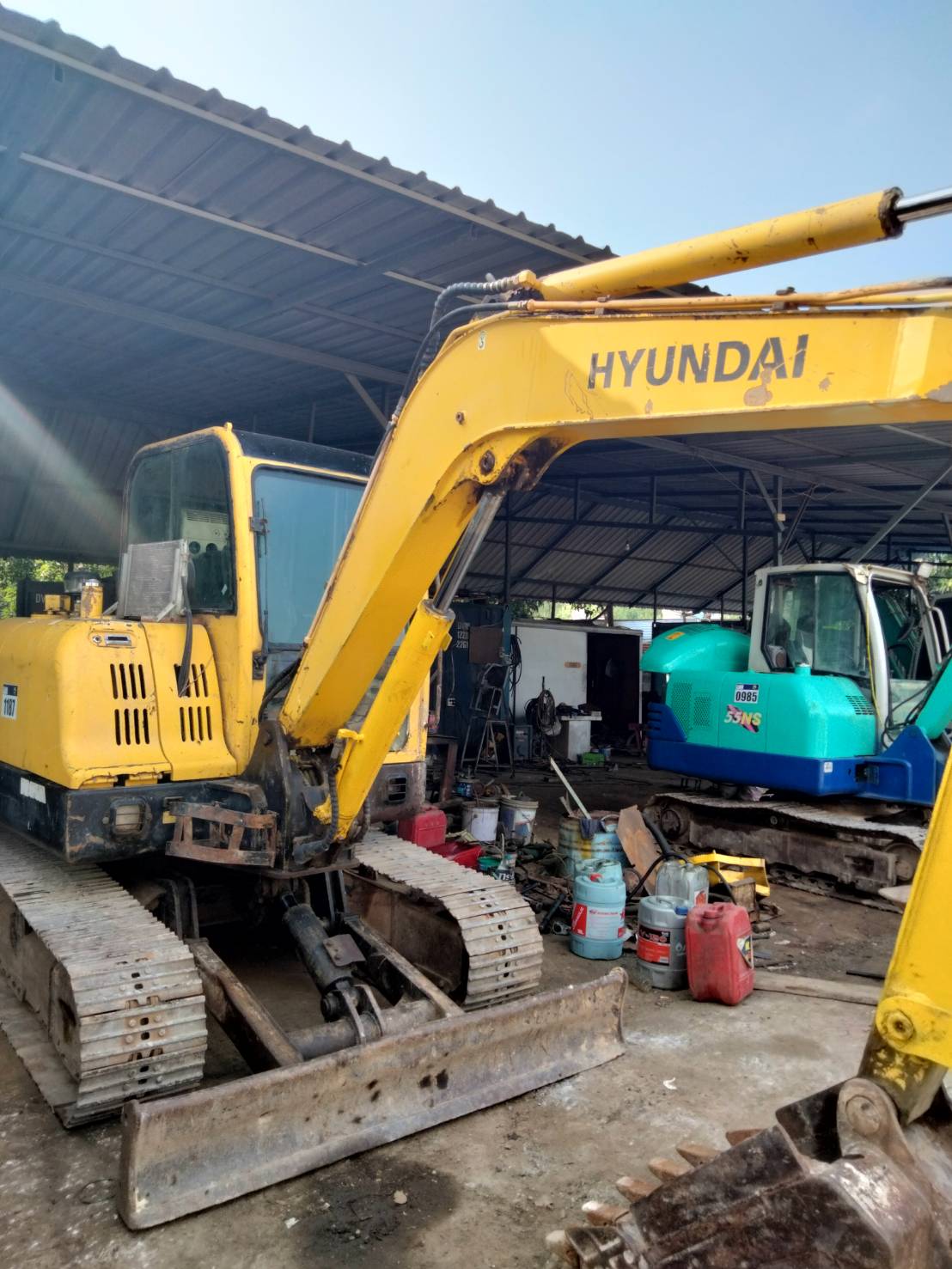 รถแบคโฮ HYUNDAI R60-7 รถเก่านอกนำเข้า มีวีดีโอให้ชม รถแบคโฮ HYUNDAI R60-7 รถเก่านอกนำเข้า มีวีดีโอให้ชม