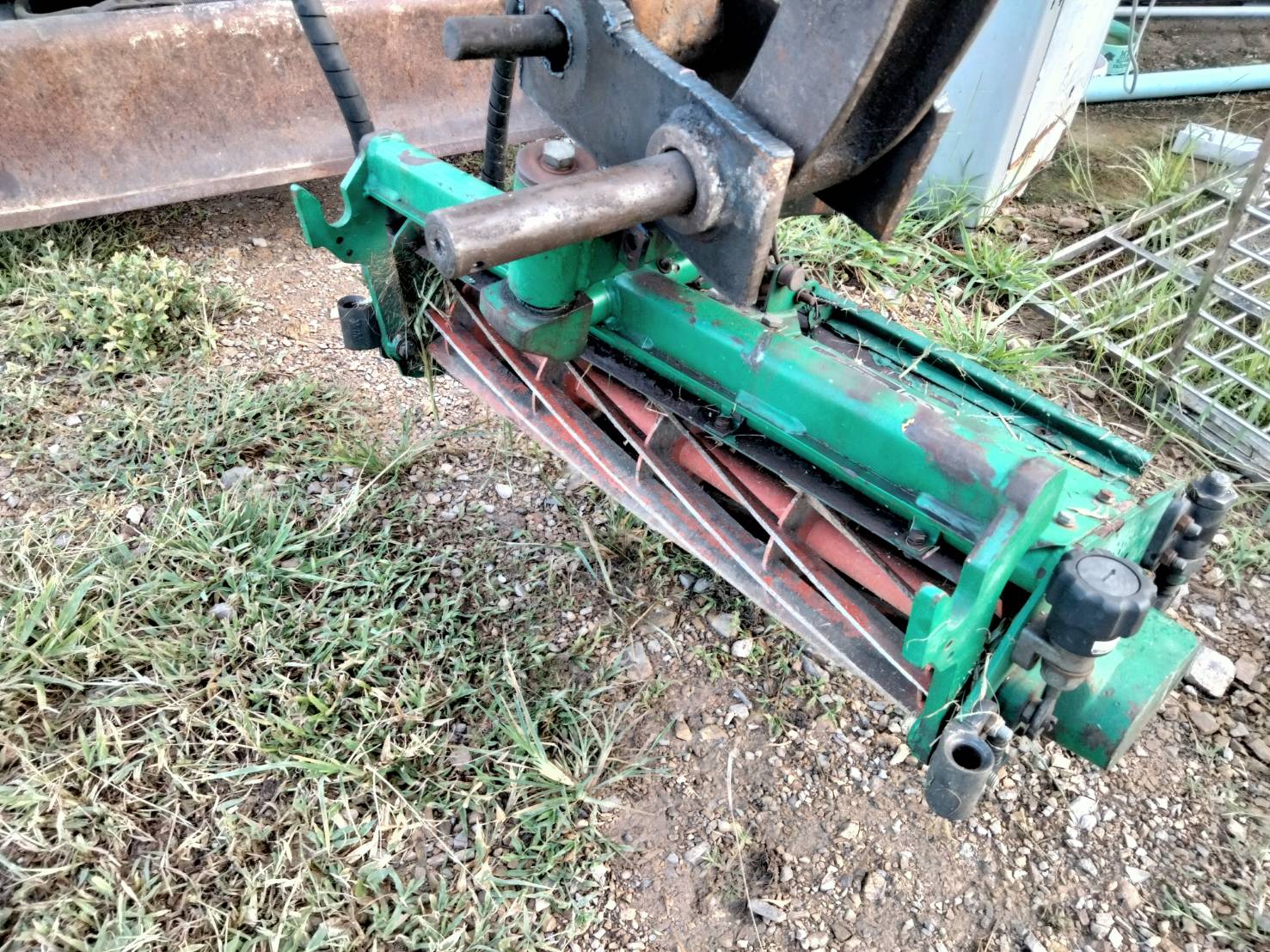 หัวตัดหญ้า ใสรถแบคโฮ ใส่ PC20, PC30 นำเข้าจากนอก