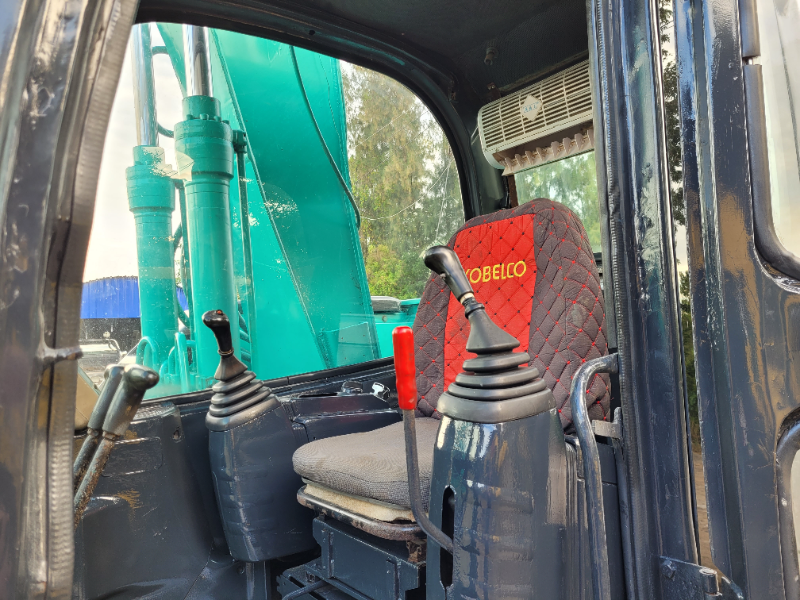 รถแบคโฮ KOBELCO SK115SR รถนอกนำเข้า มีวีดีโอให้ชม 